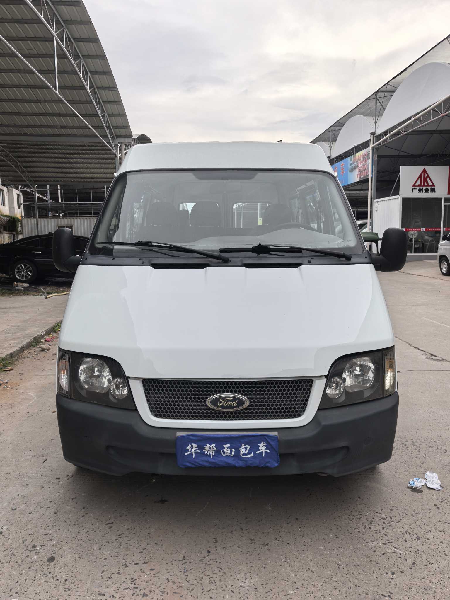 Ford Transit 2016 car image #3