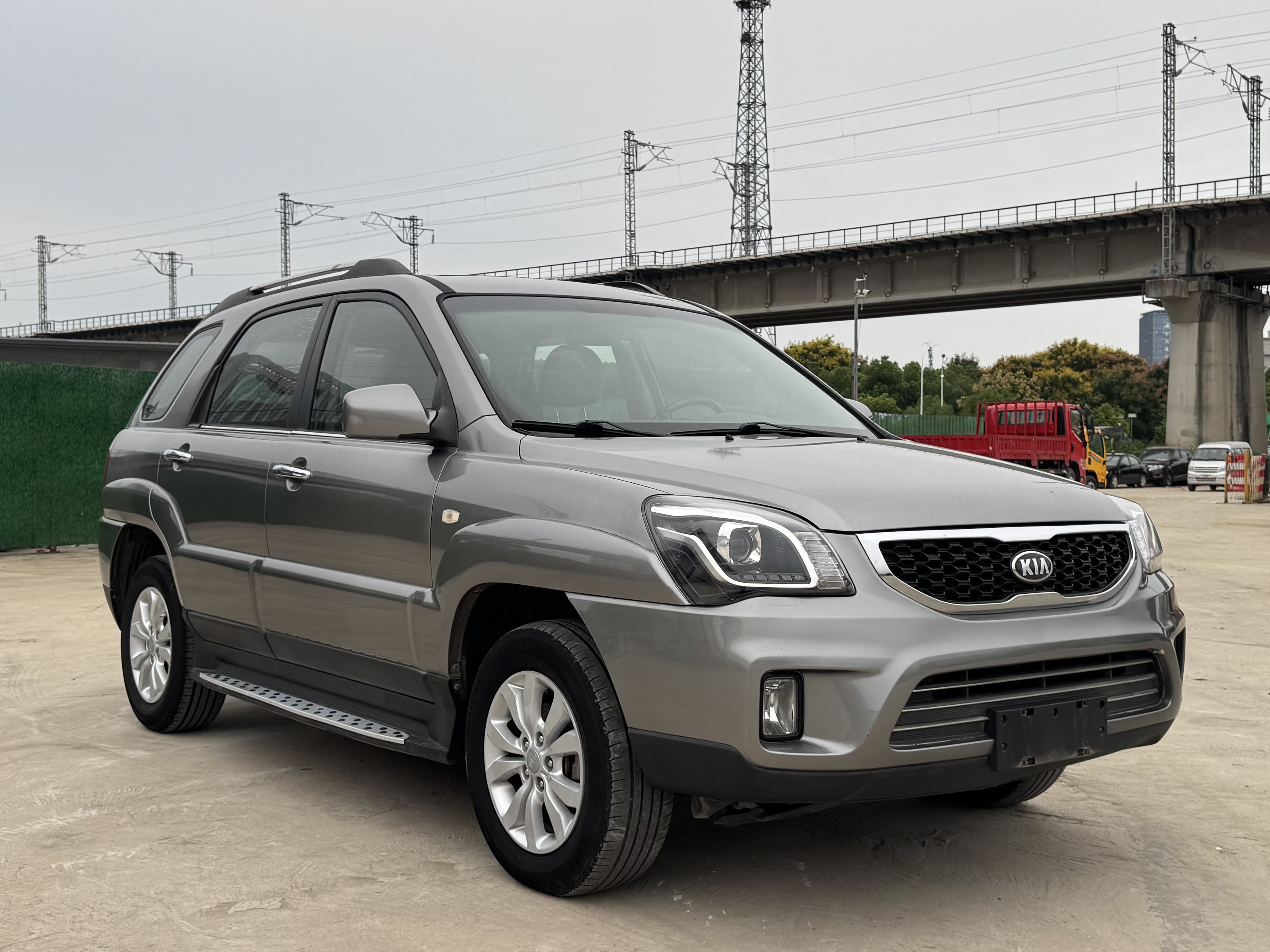 起亚 狮跑 2014 汽车图片 #3