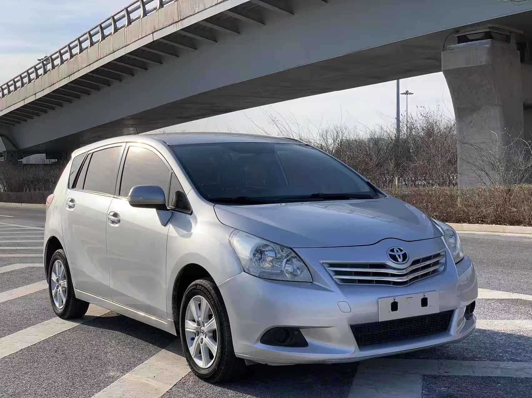 Toyota Verso 2012 car image #3