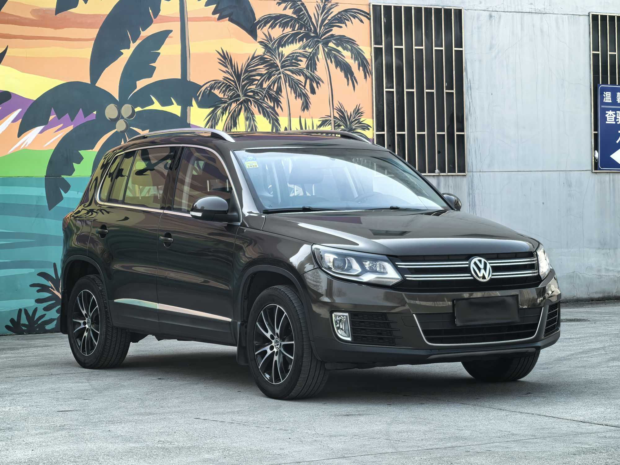 Volkswagen Tiguan 2013 car image #3