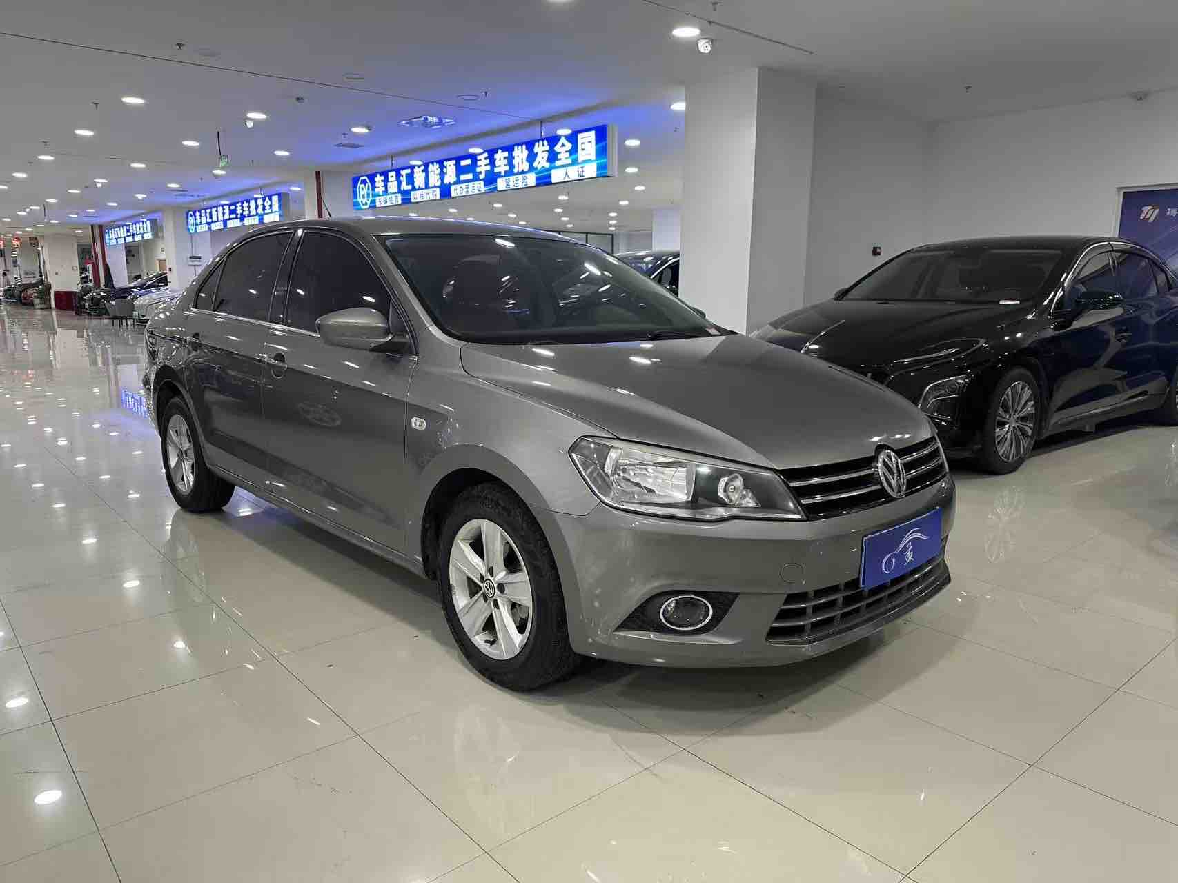 Jetta 2013 #3 Jetta 2013 car image #3