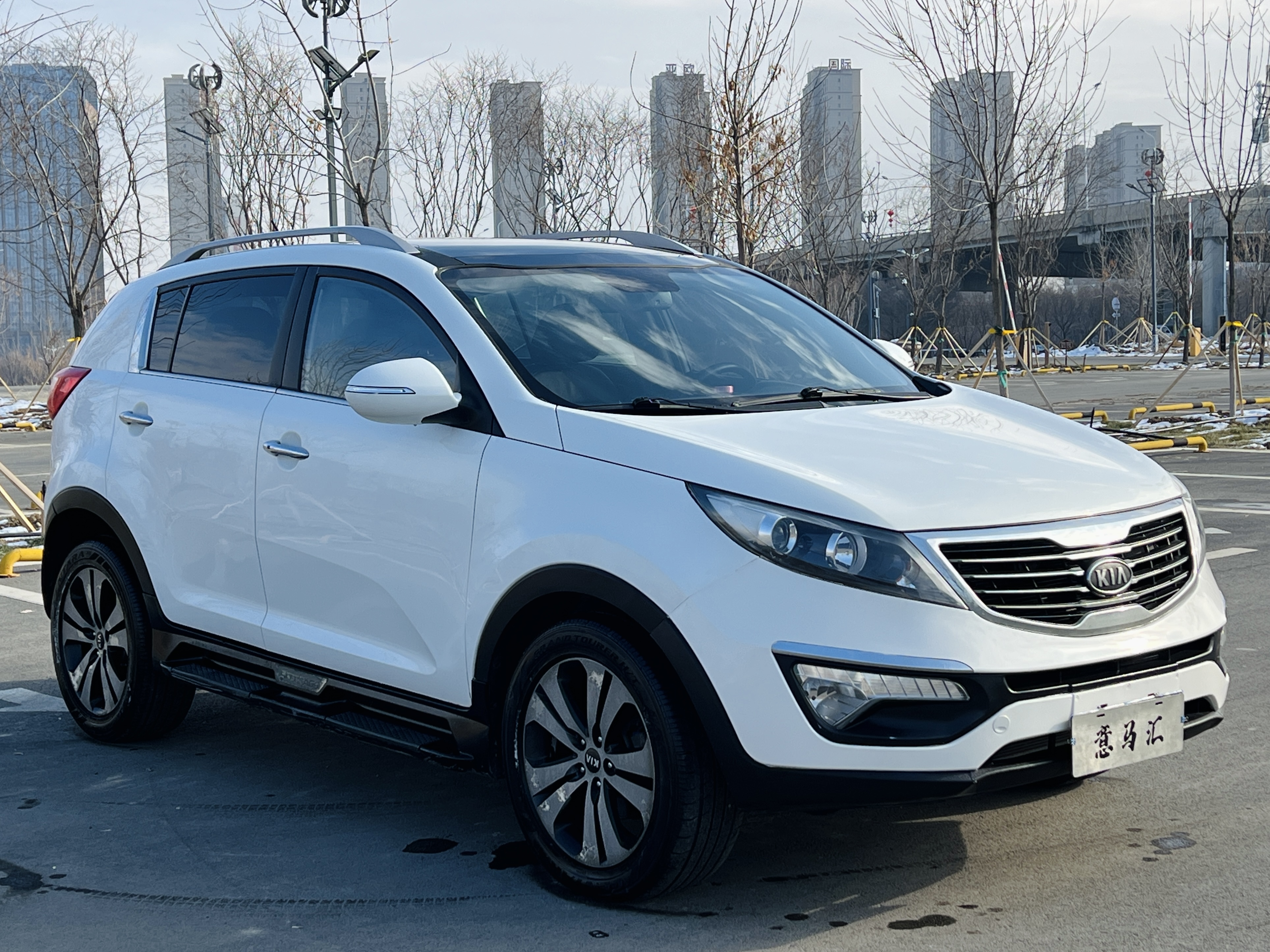 Kia Sportage R 2011 car image #3