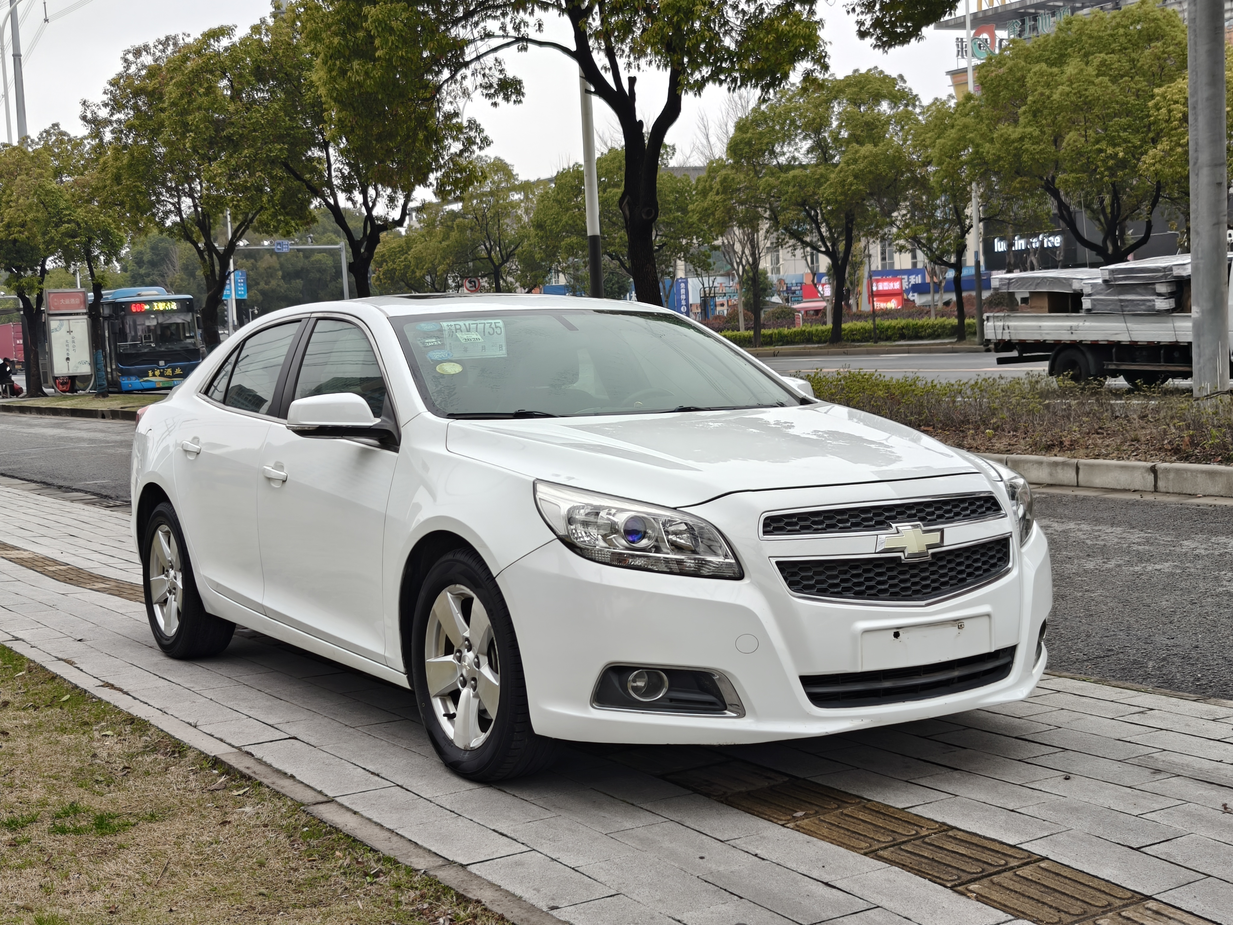 Chevrolet Malibu 2013 imagem de carro #3