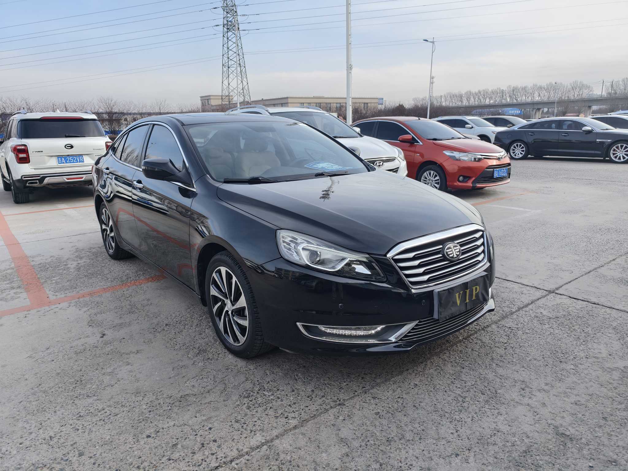 2017 car image #3