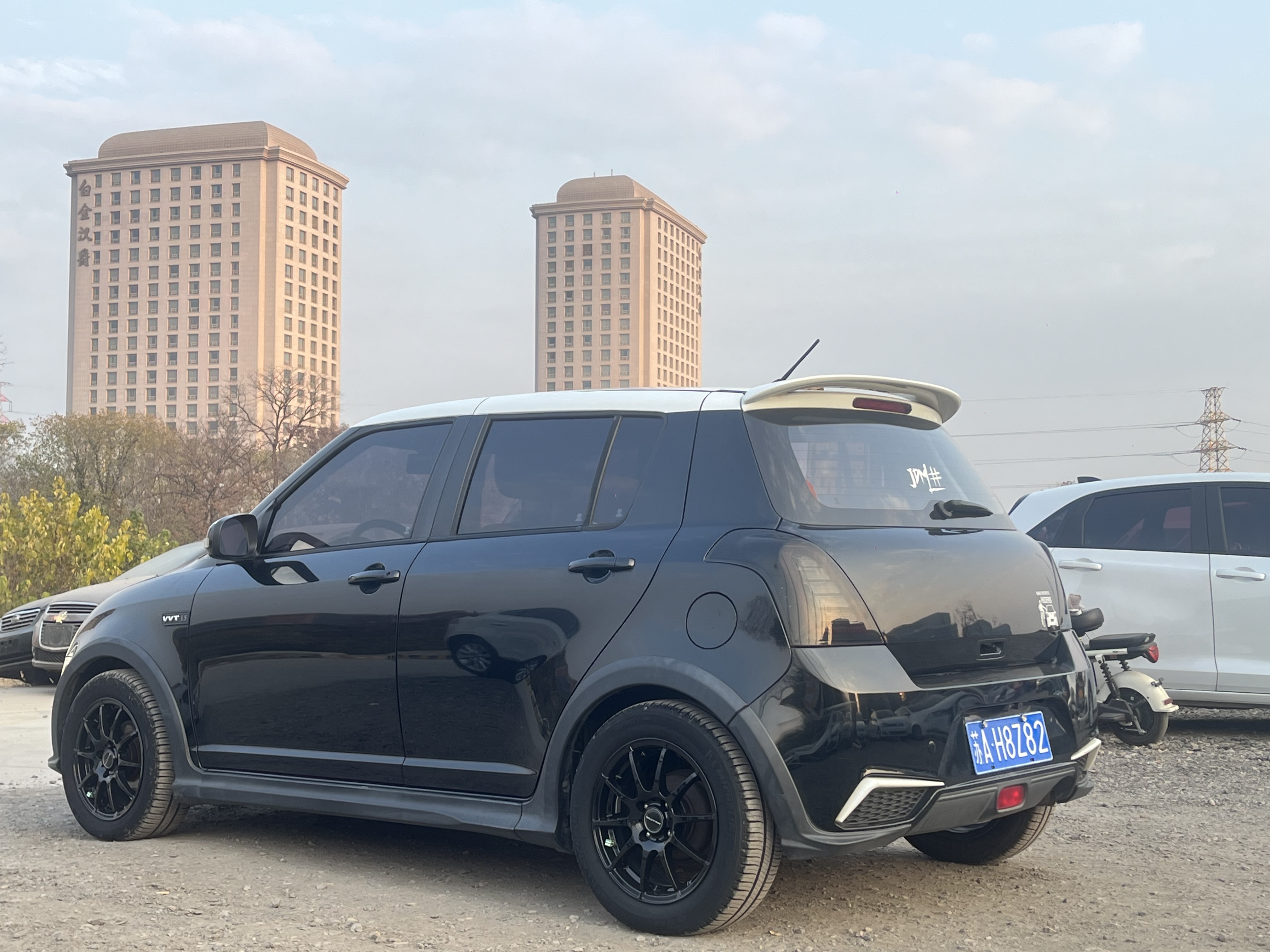 Suzuki Swift 2014 #3 Suzuki Swift 2014 car image #3