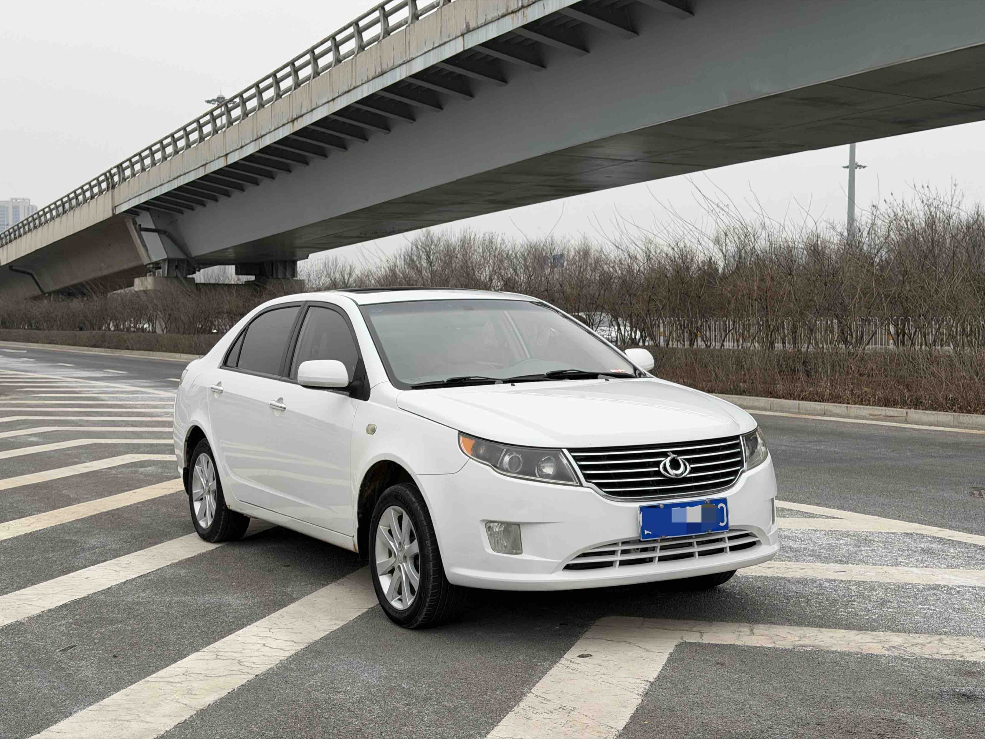 GEELY GC7 2014 #3 GEELY GC7 2014 car image #3