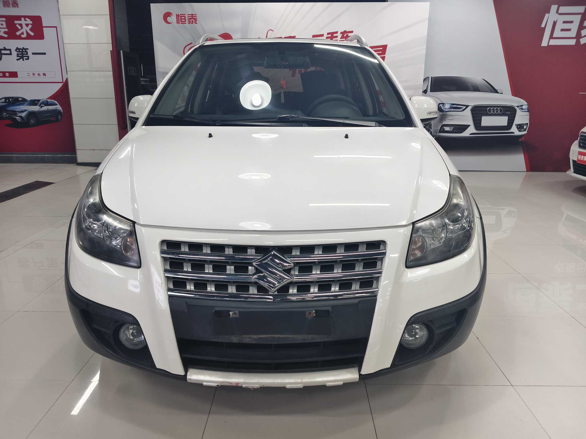 Suzuki SX4 Sedan 2013 imagem de carro #3