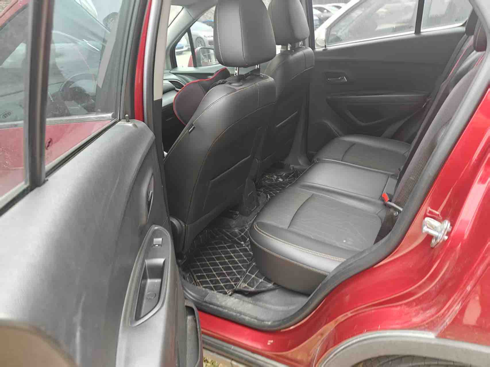 Chevrolet Tracker 2017 car image #3