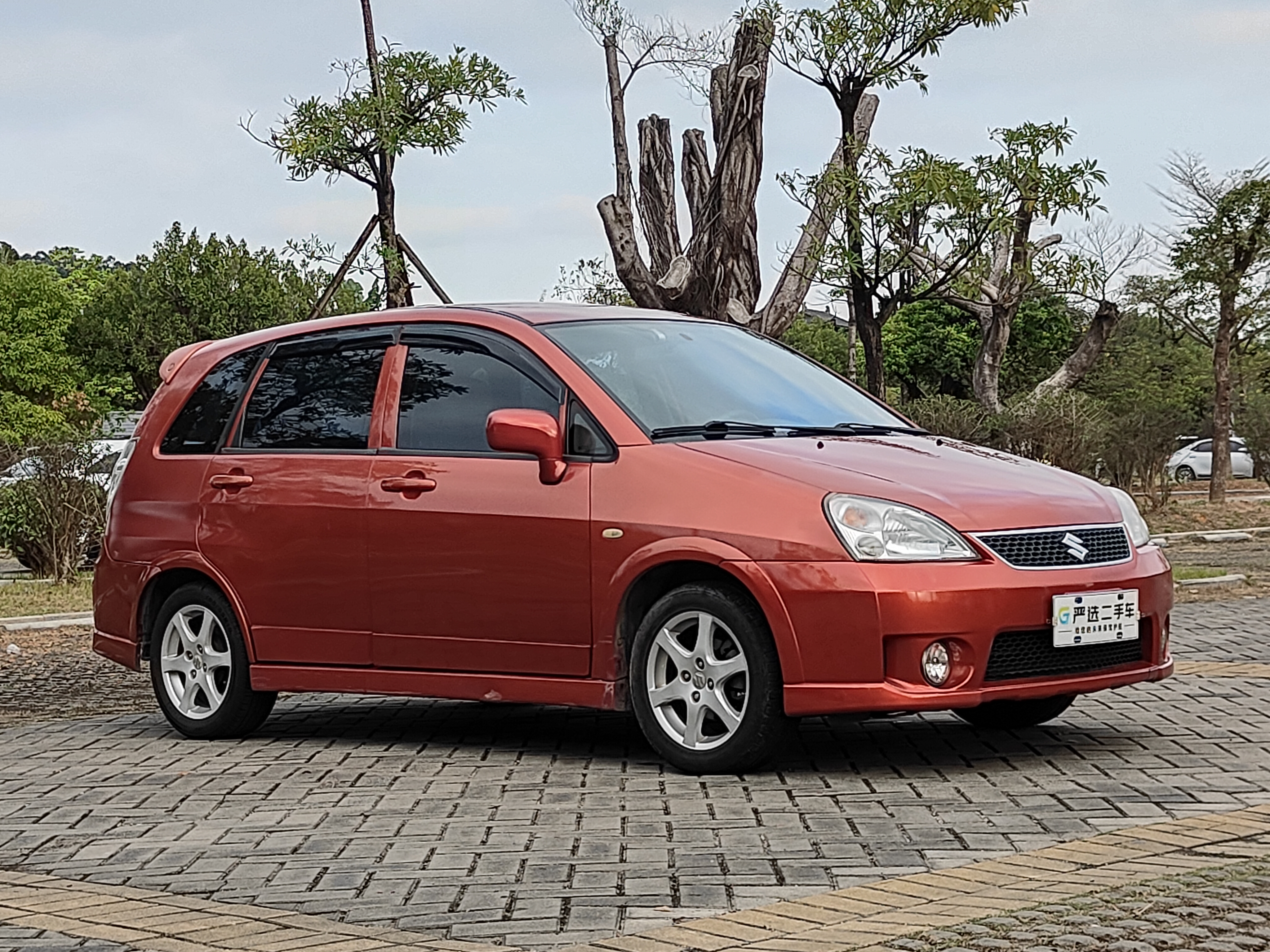 Suzuki Liana 2012 image de voiture #3
