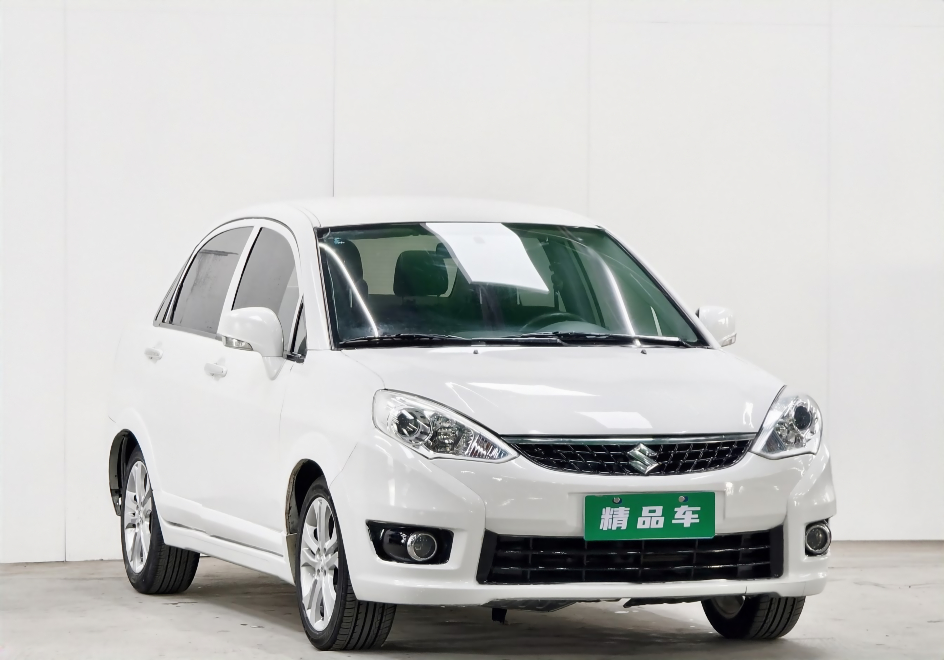 Suzuki Liana A6 2014 image de voiture #3