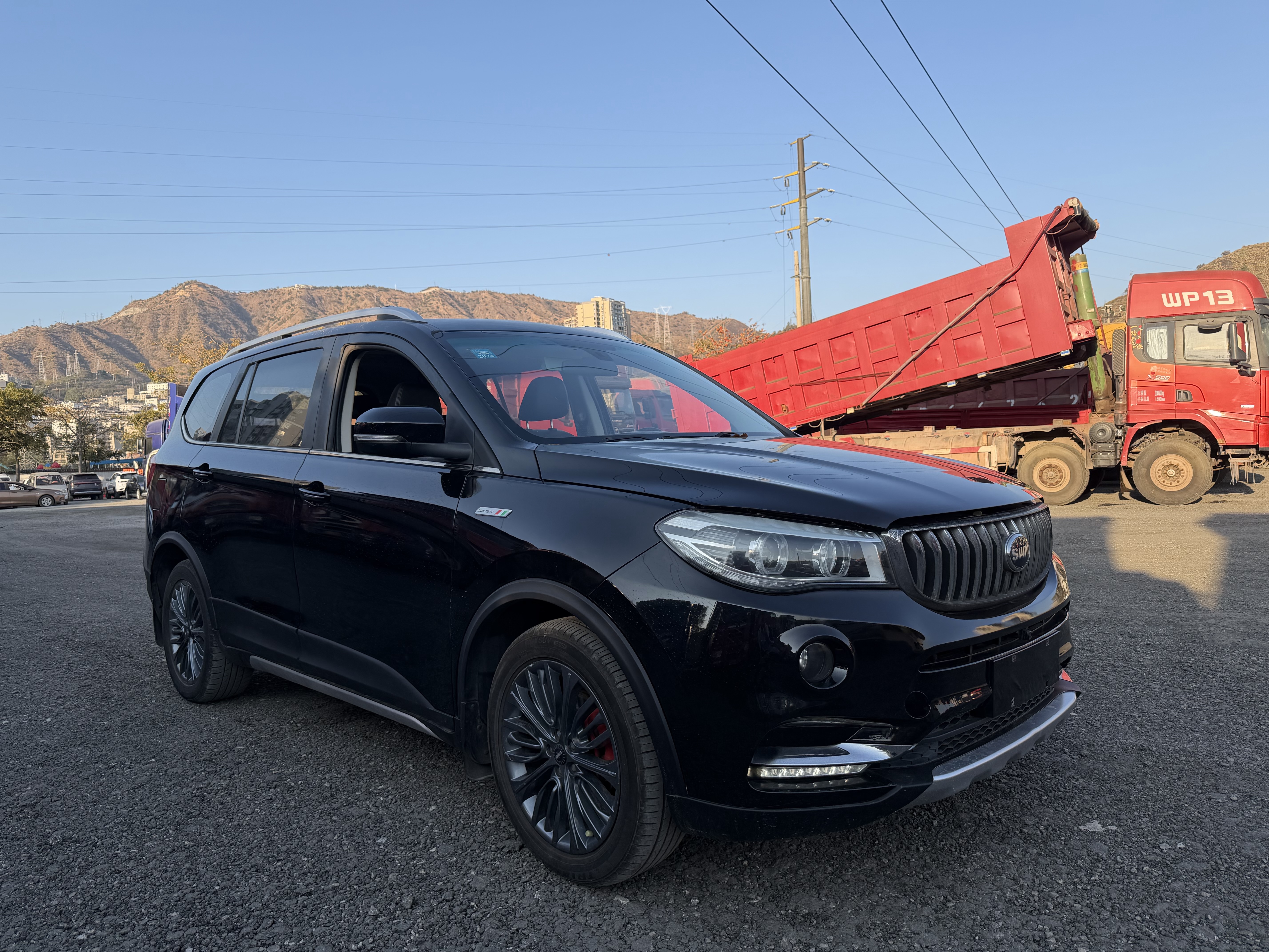 SWM斯威汽车 SWM斯威X7 2018 #3 SWM斯威汽车 SWM斯威X7 2018 汽车图片 #3