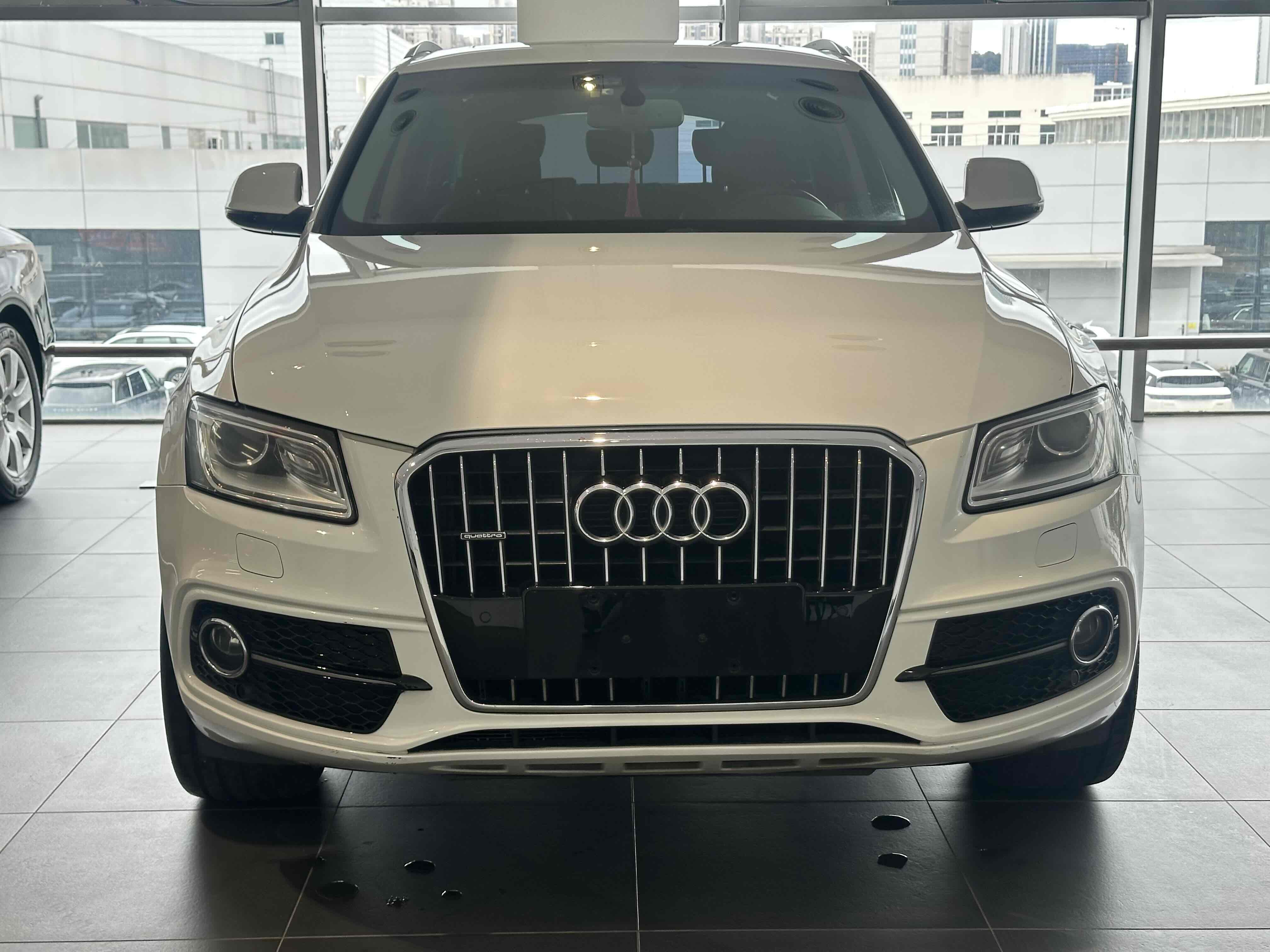 Audi Q5 (Imported) 2016 car image #3