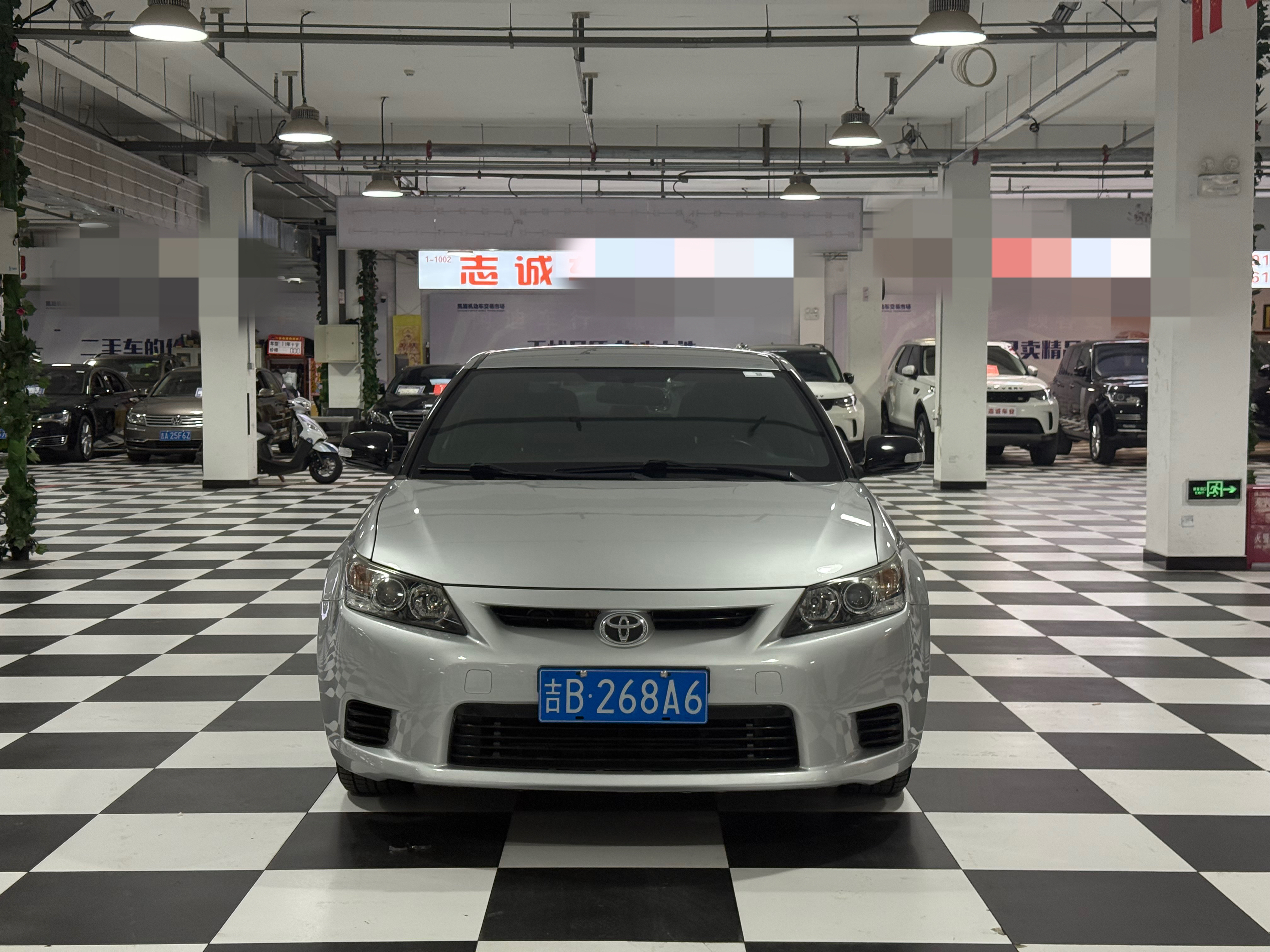 Toyota Zelas 2012 imagen de coche #3