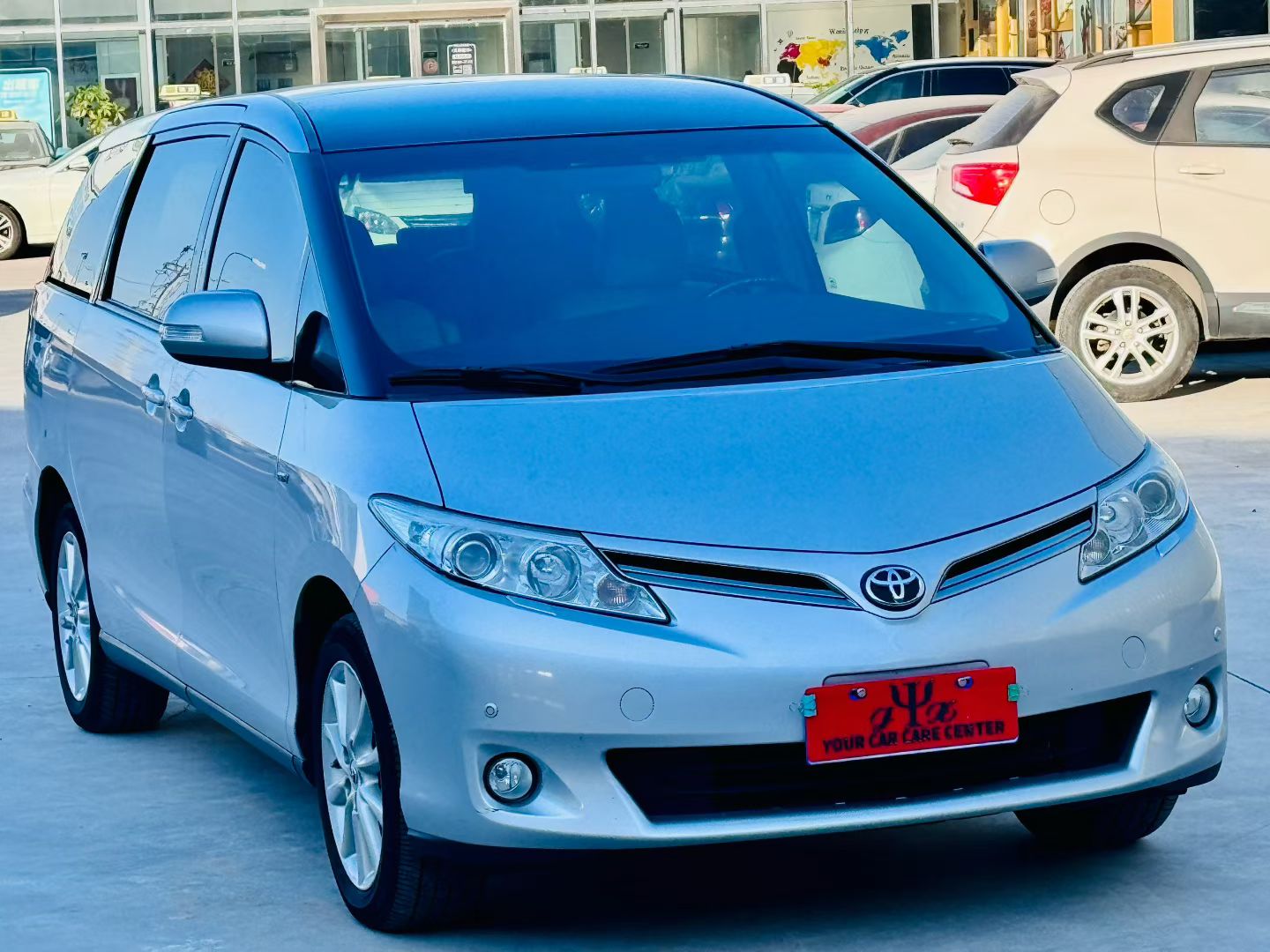 Toyota Previa 2013 car image #3