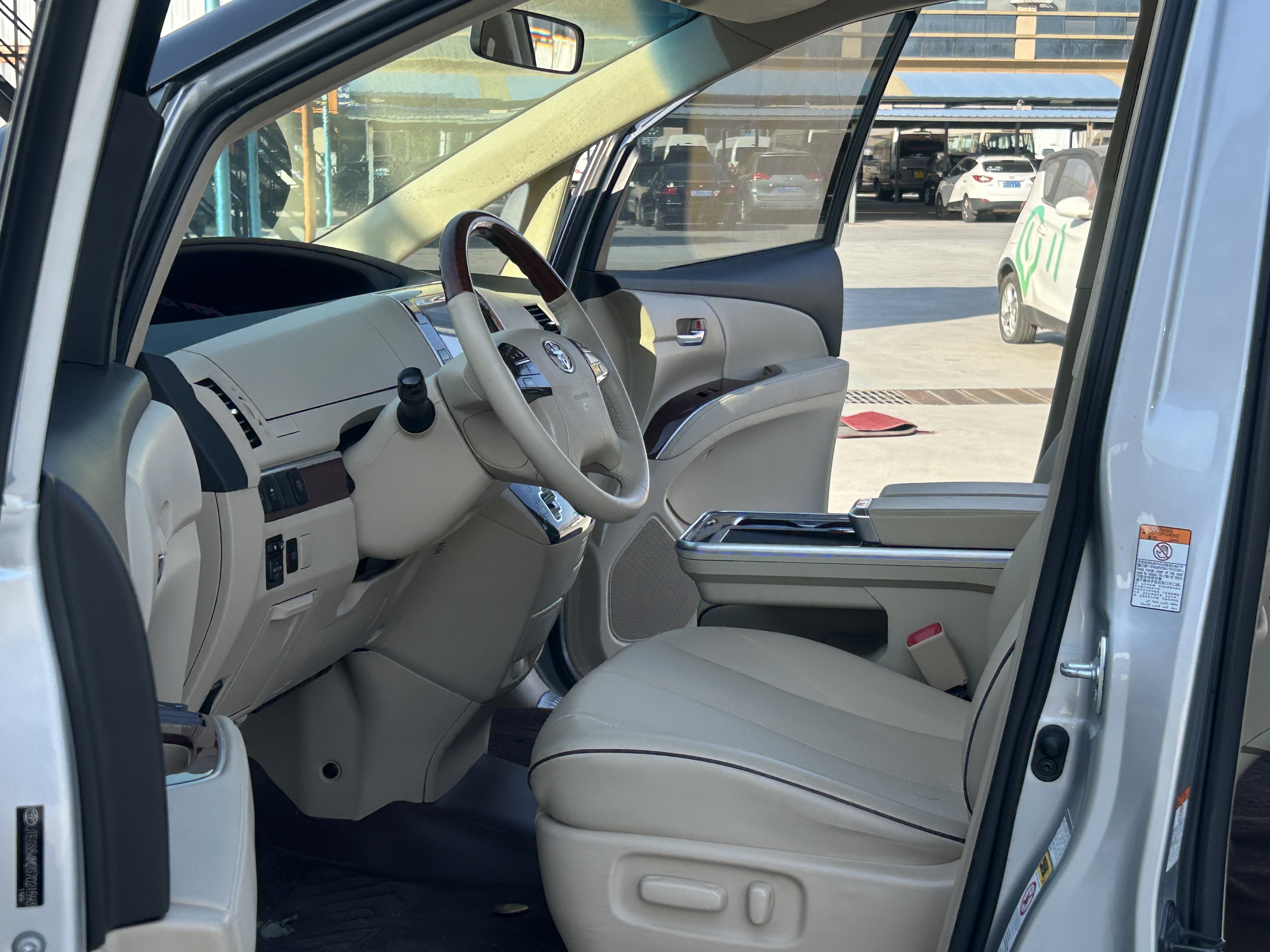 Toyota Previa 2016 car image #3