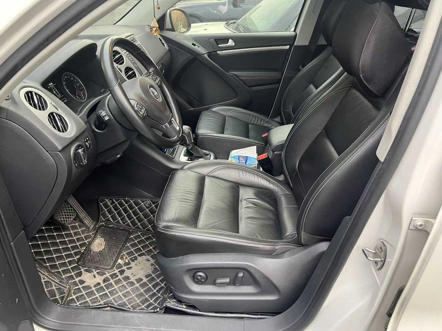 Volkswagen Tiguan 2019 car image #3