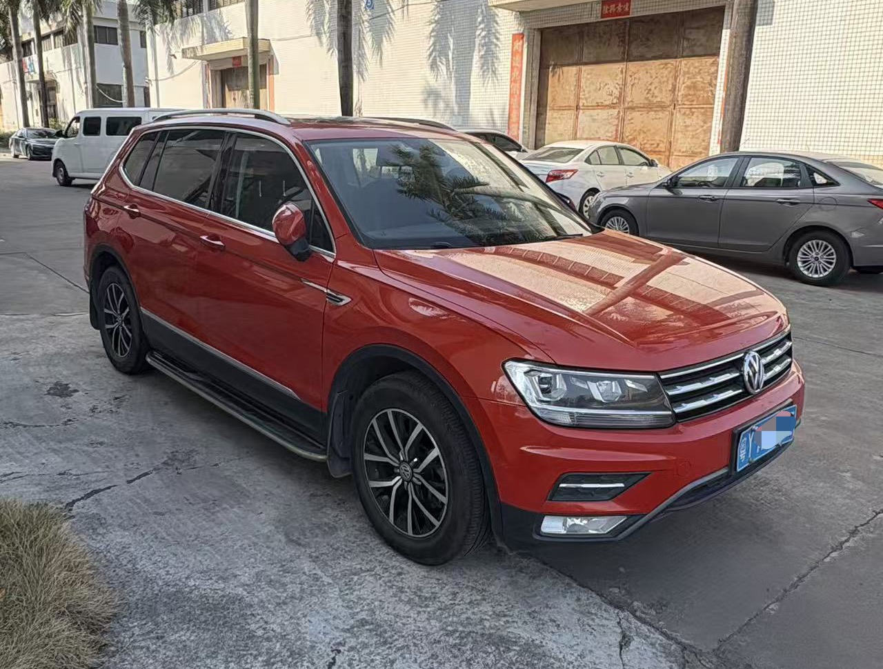 Volkswagen Tiguan L 2017 car image #3