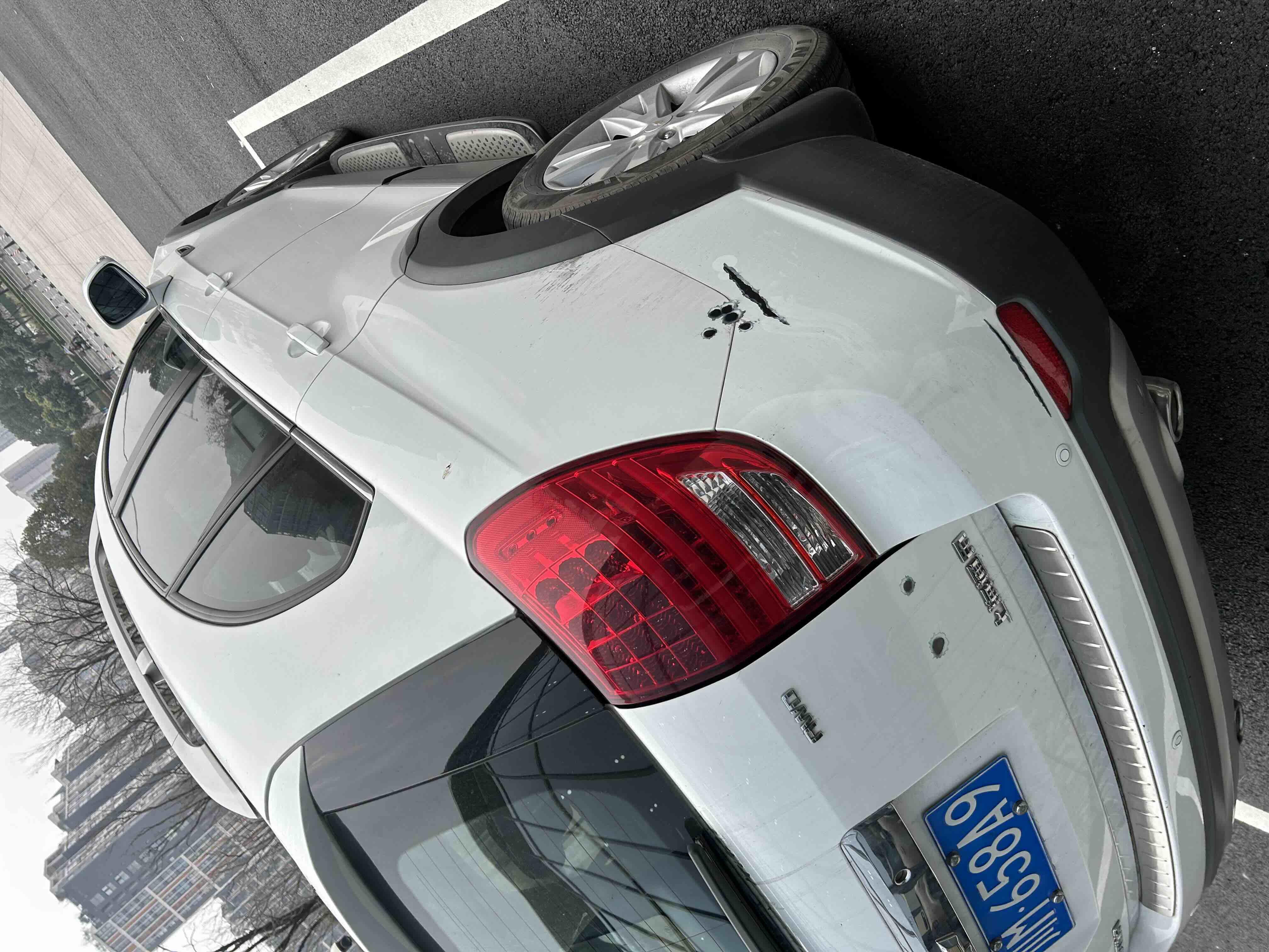 Chevrolet Captiva 2016 car image #3