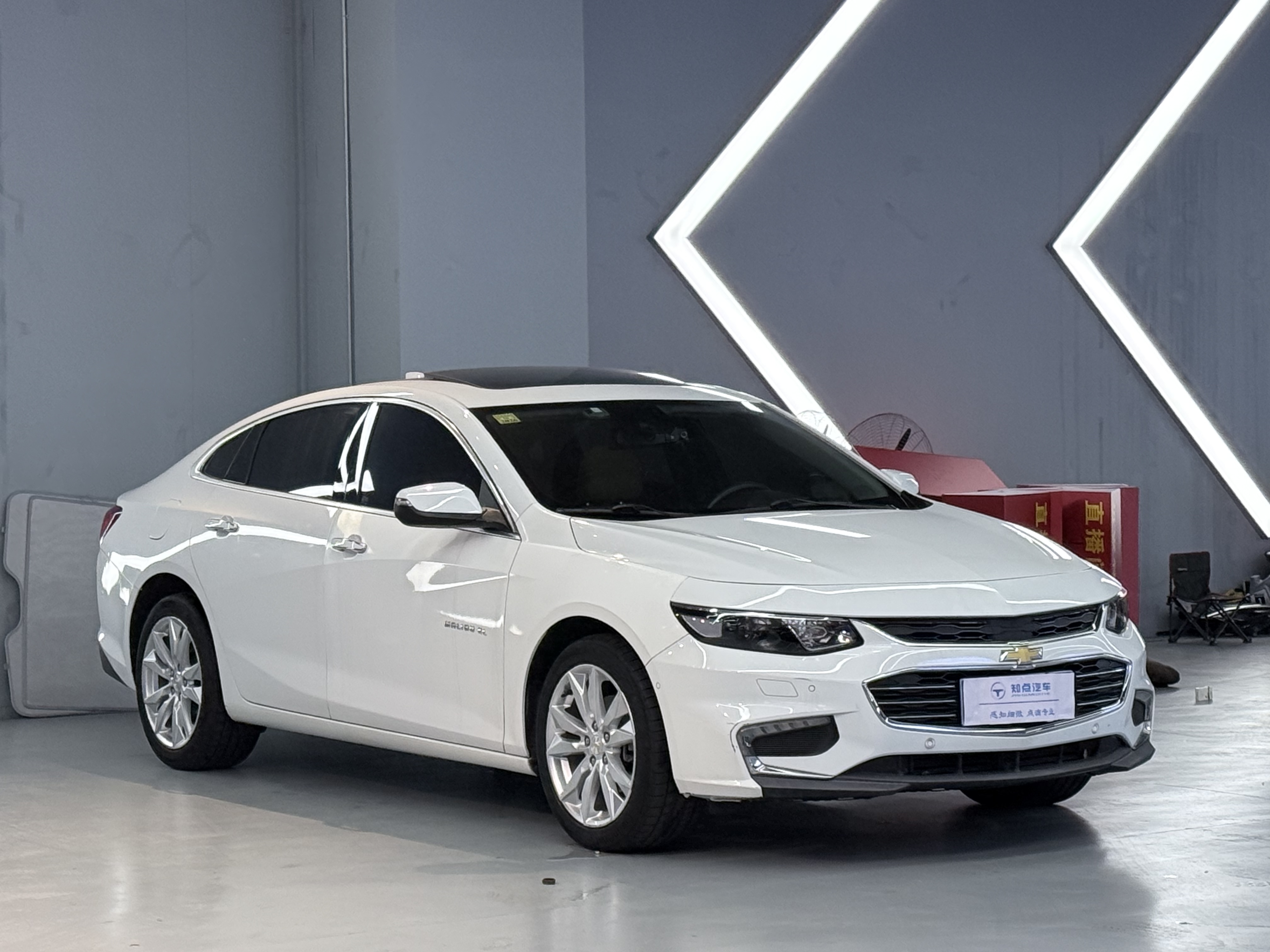 Chevrolet Malibu XL 2018 immagine di auto #3