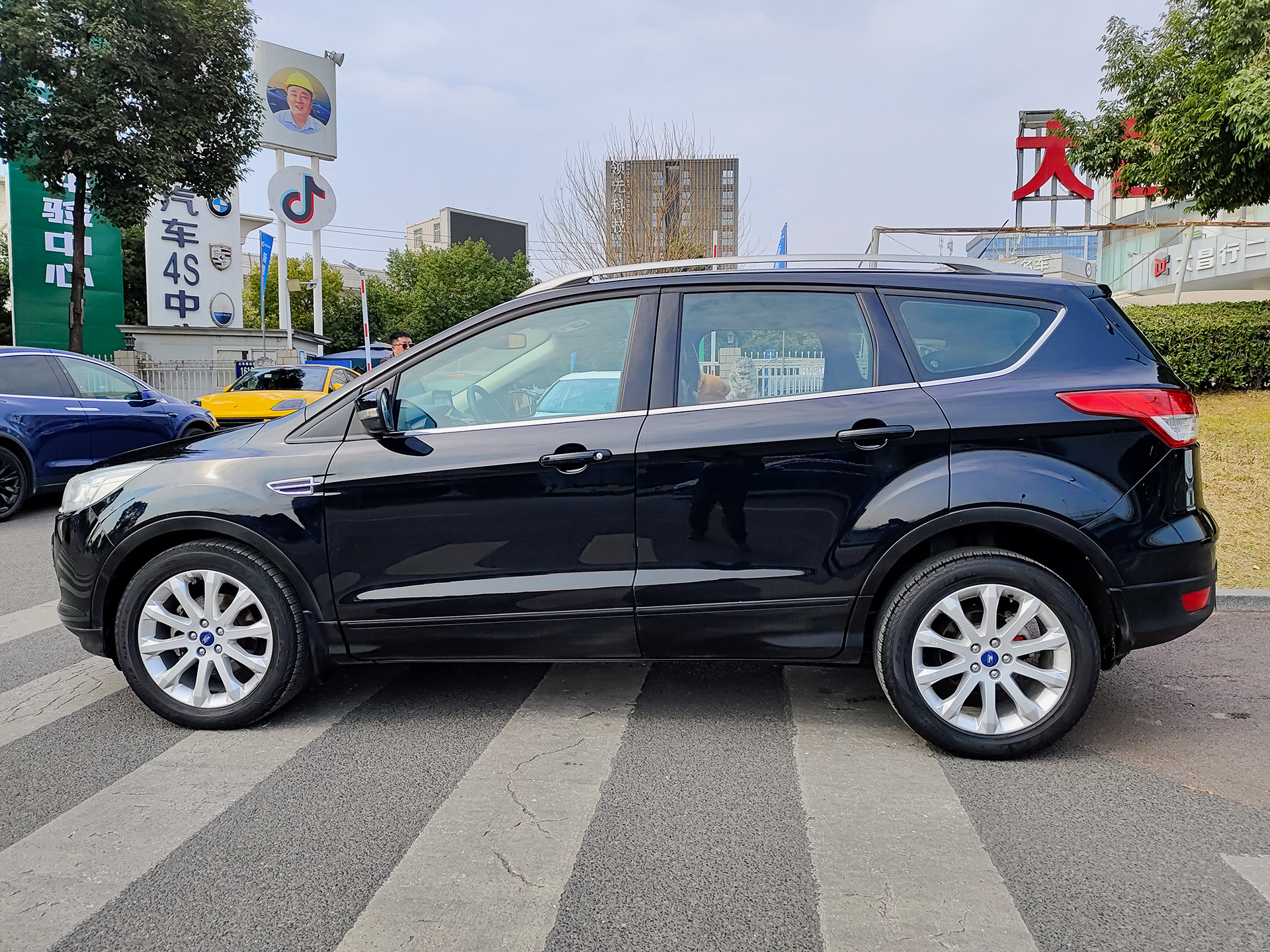 Ford Kuga 2013 #3 Ford Kuga 2013 car image #3