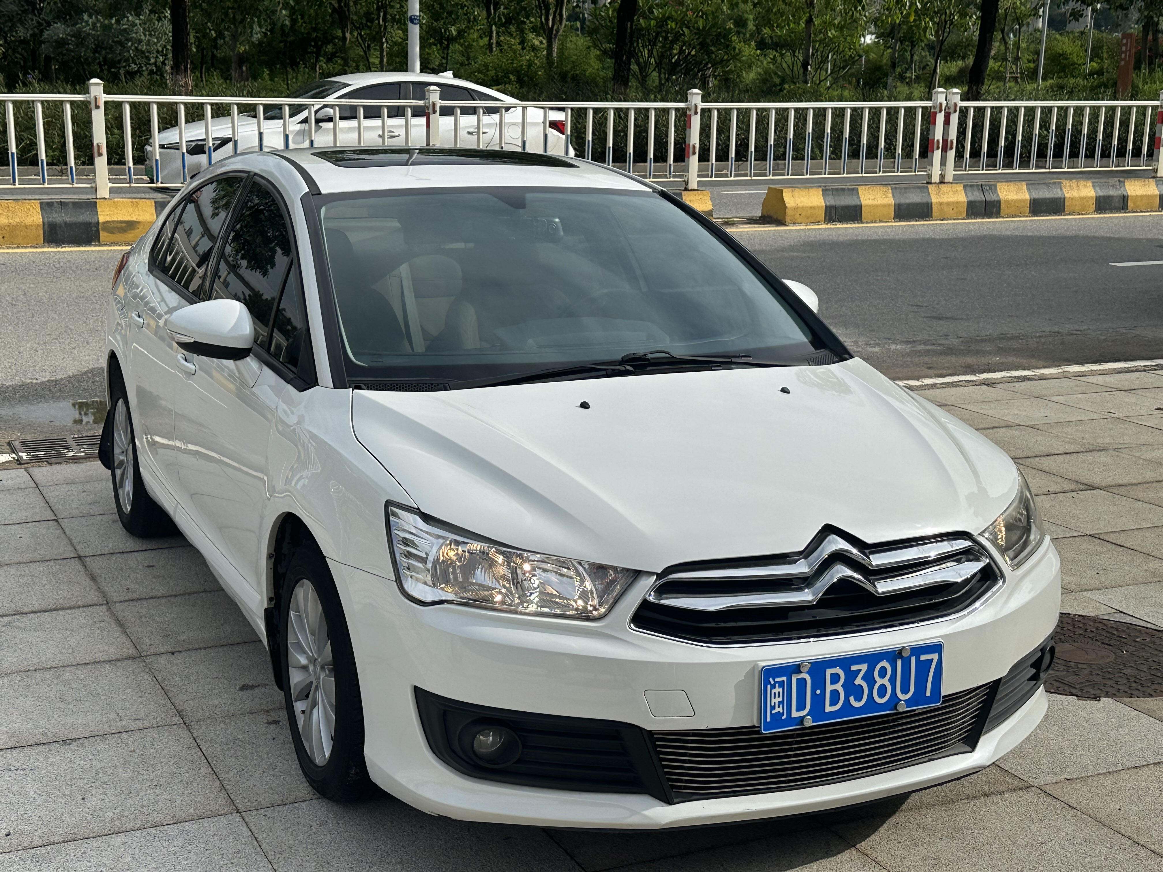 Citroen C-Quatre 2014 car image #3