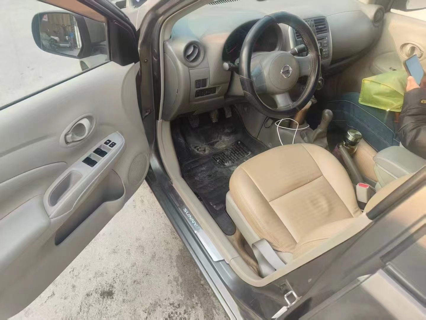 日产 阳光 2011 汽车图片 #3