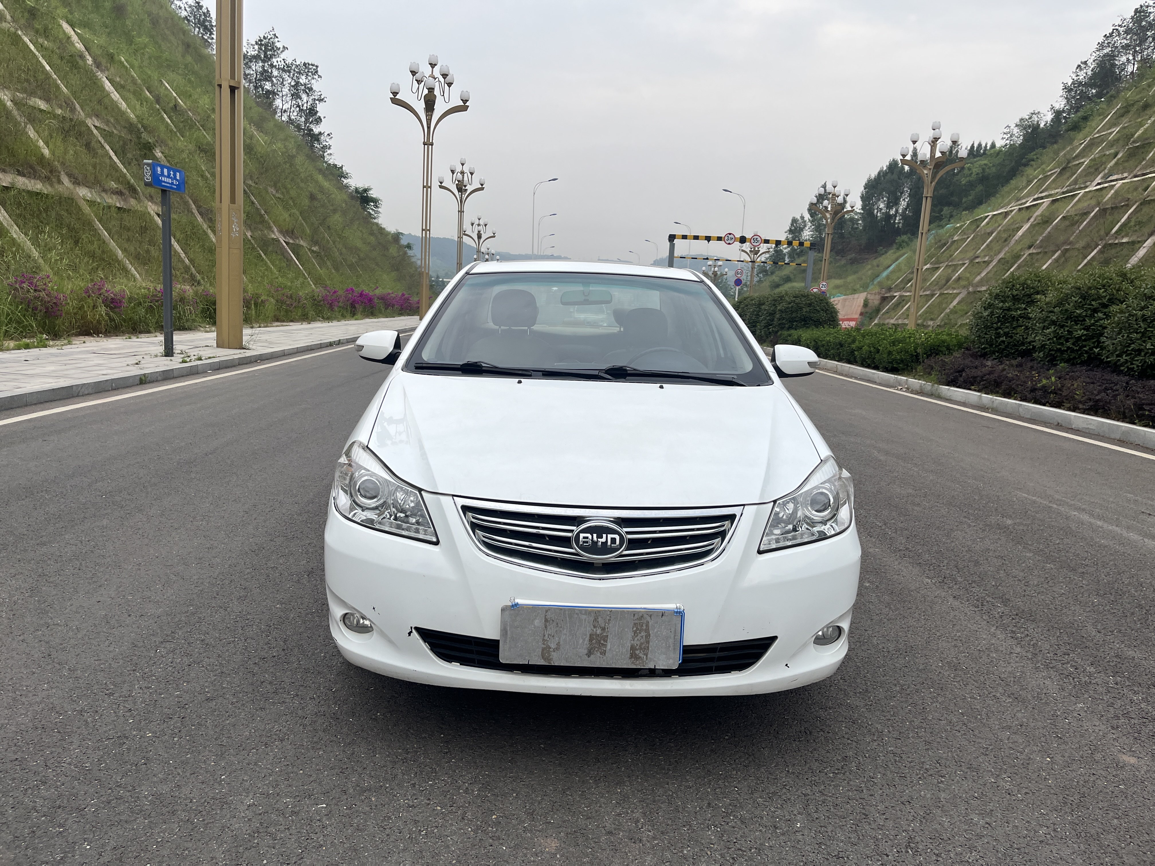 BYD G3 2013 imagem de carro #3