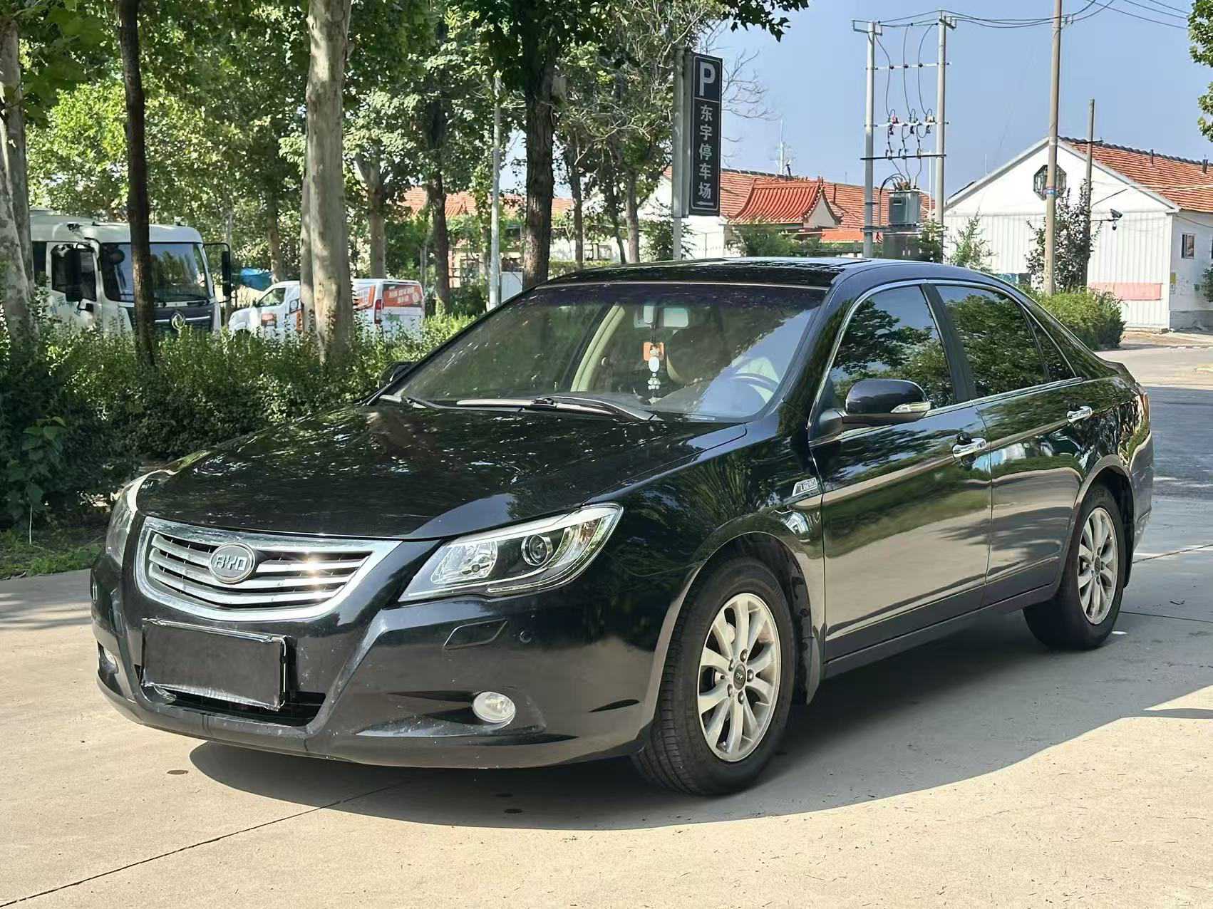 BYD G6 2013 imagen de coche #3