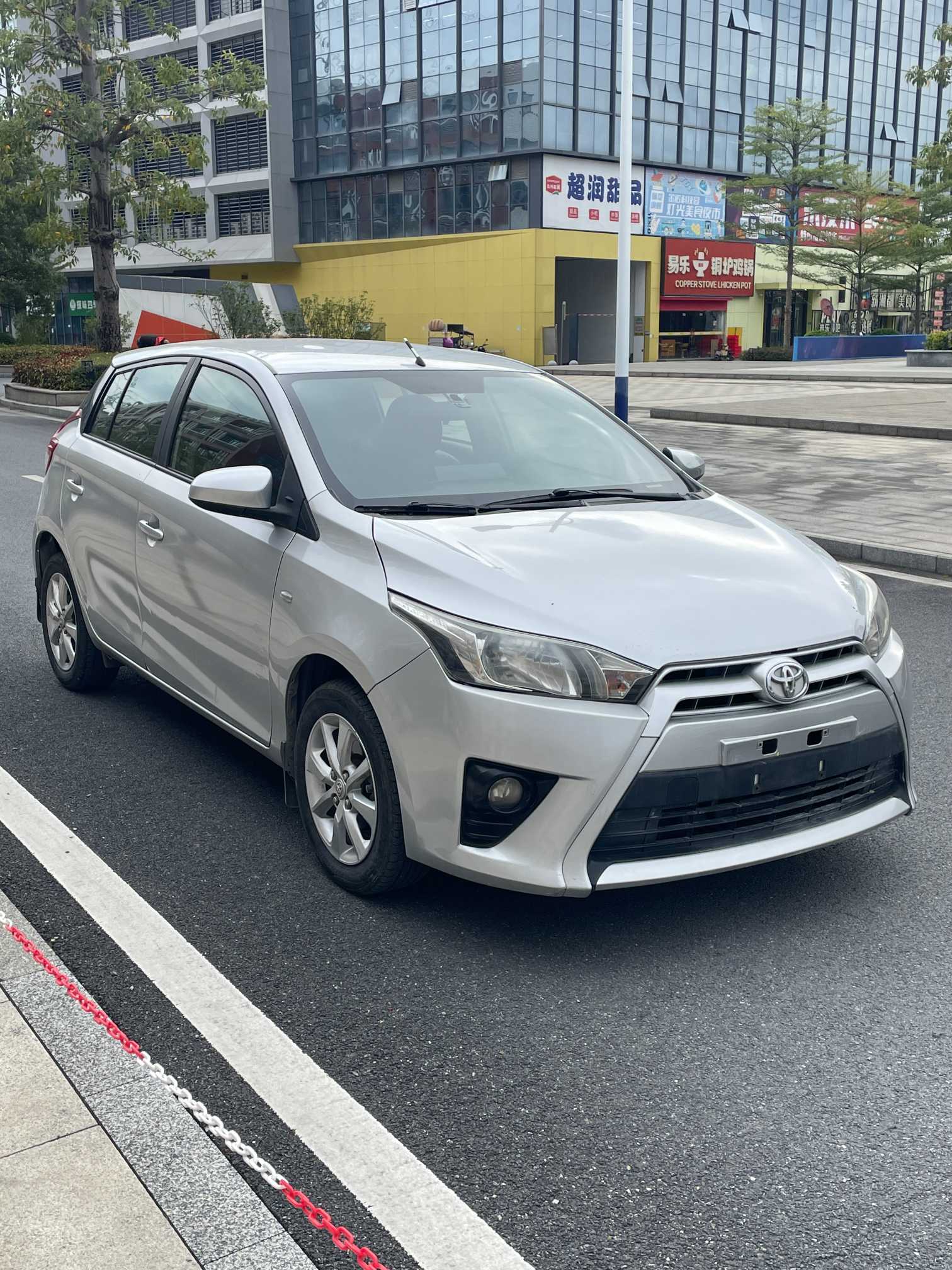 Yaris L Zhixuan 2014 #3 Yaris L Zhixuan 2014 car image #3