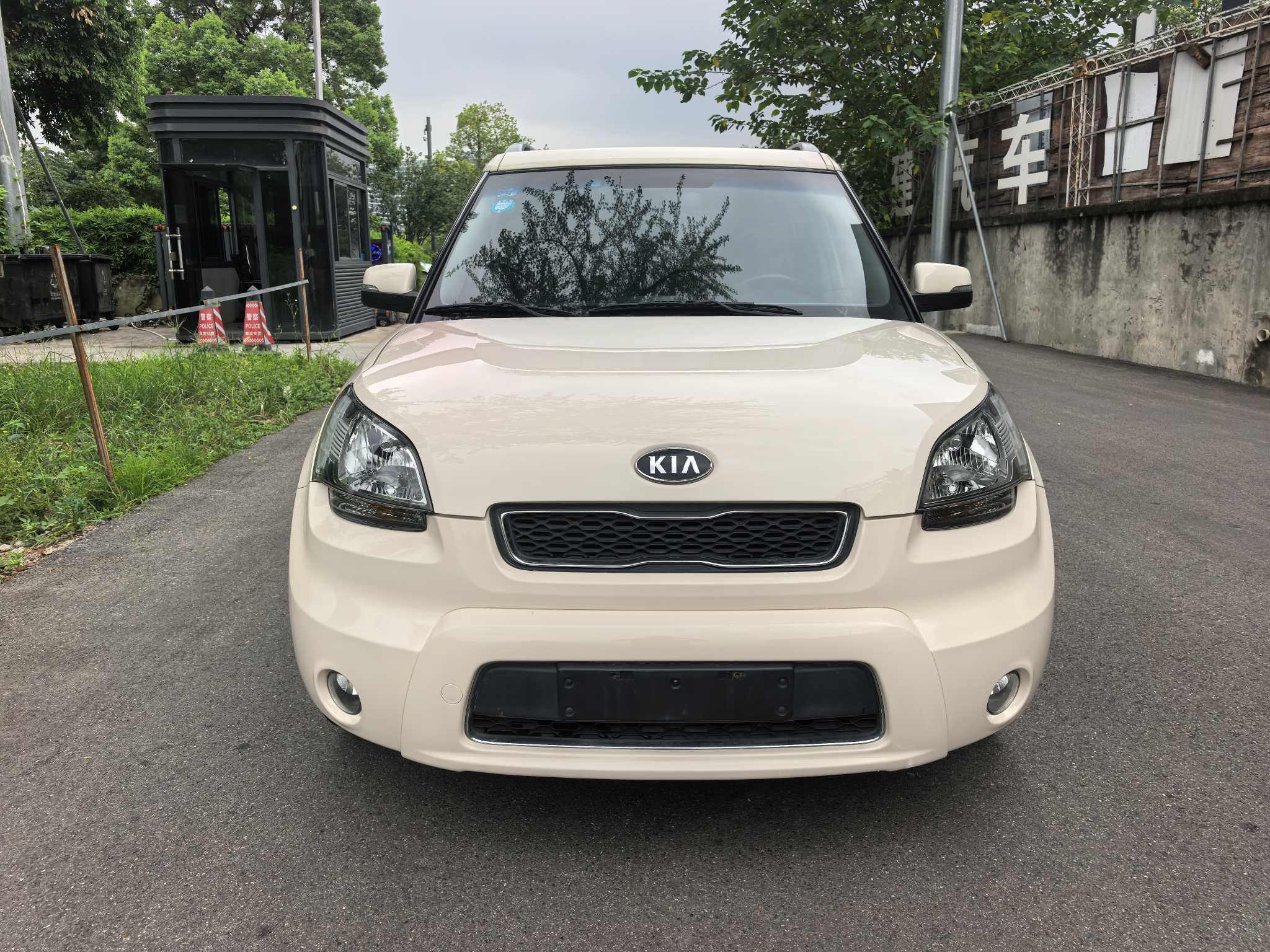 起亚 秀尔 2014 汽车图片 #3