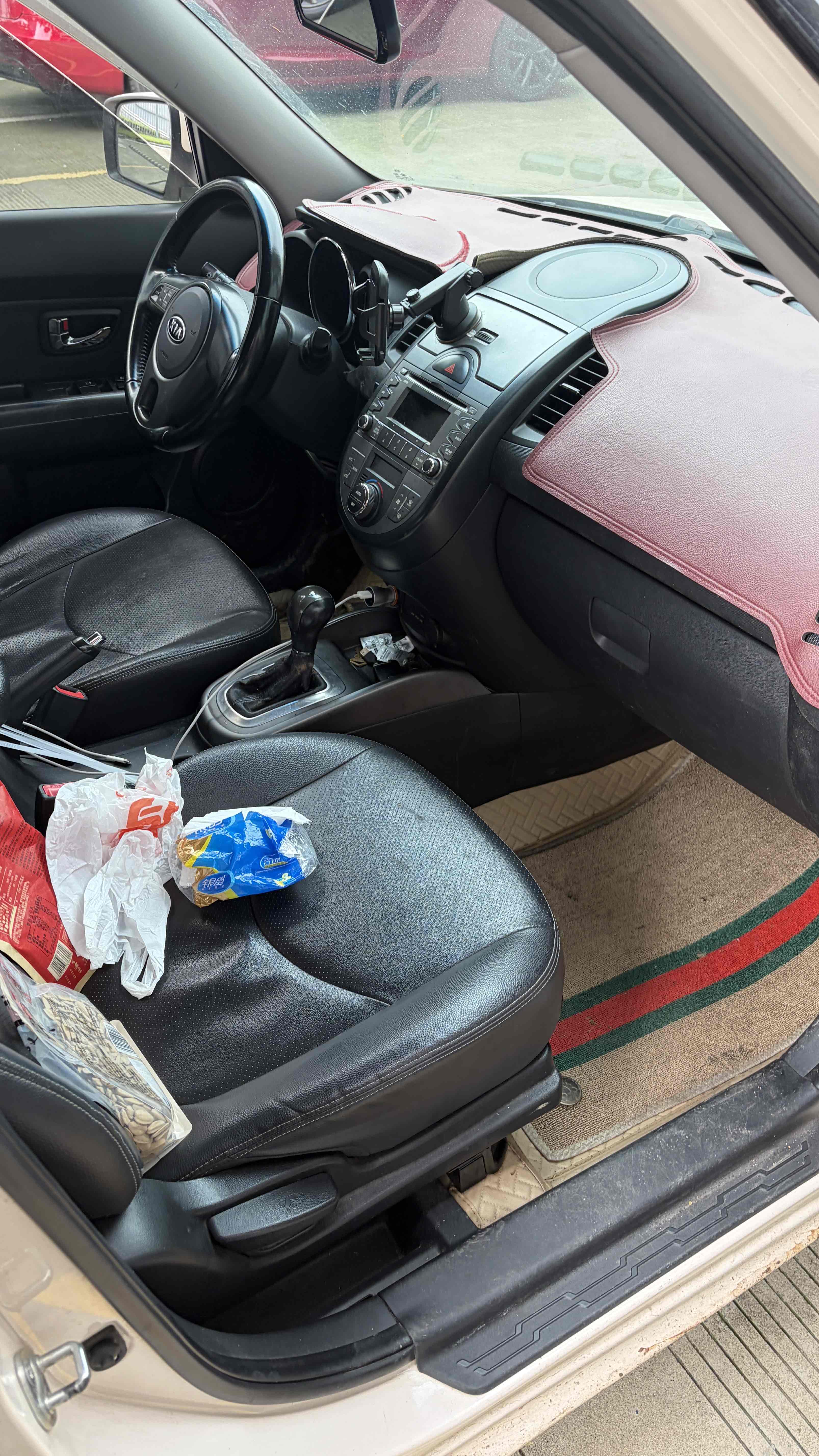 起亚 秀尔 2015 汽车图片 #3