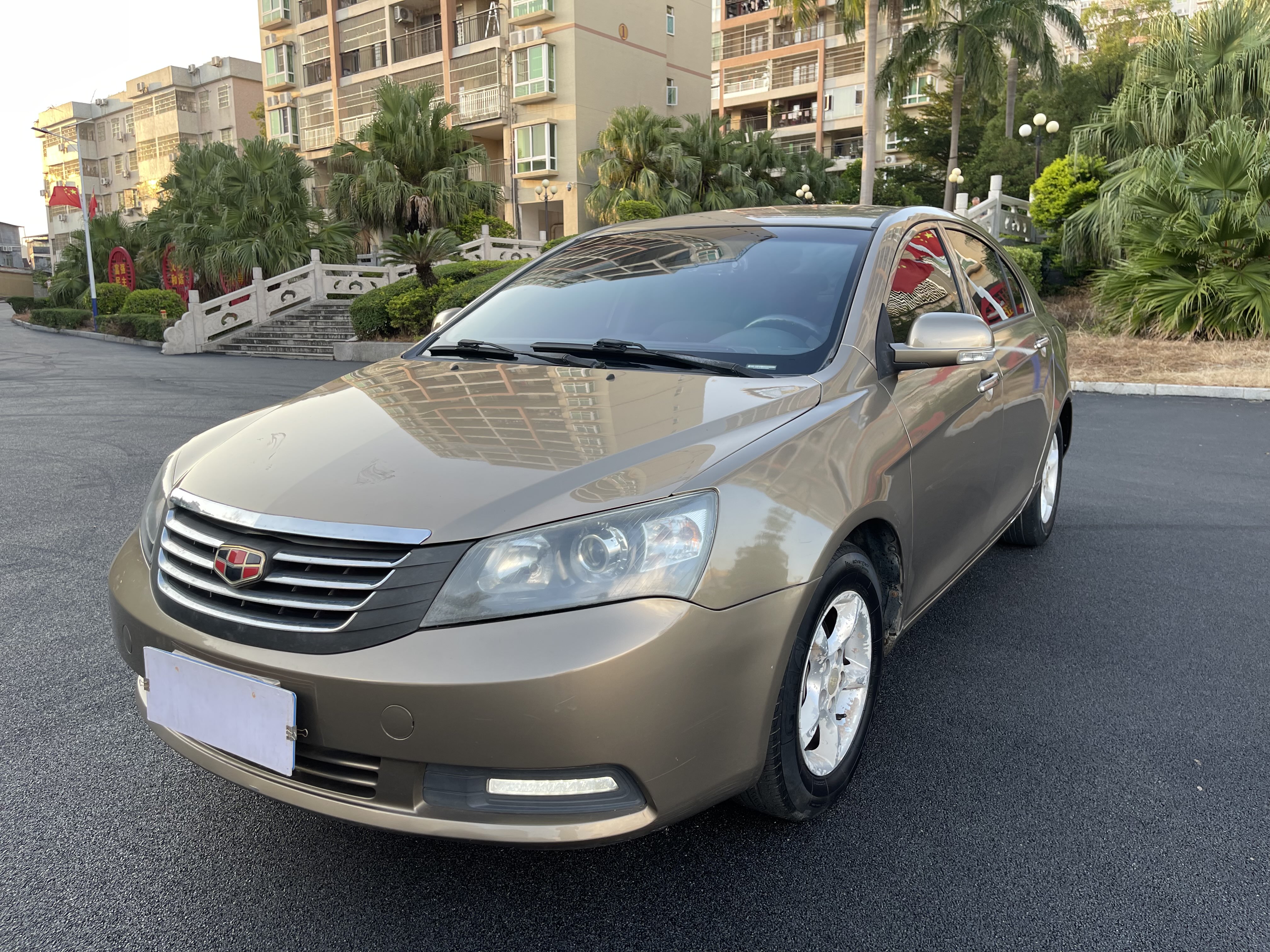 GEELY Emgrand Classic 2014 car image #3