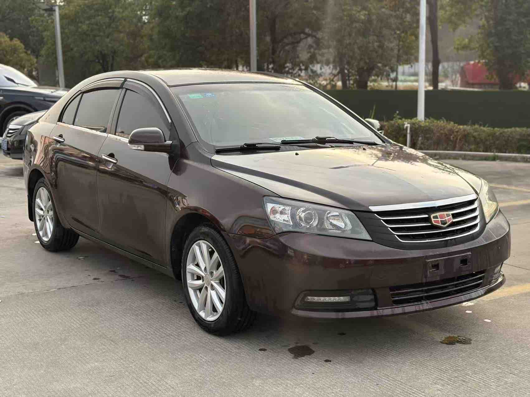 GEELY Emgrand Classic 2013 car image #3