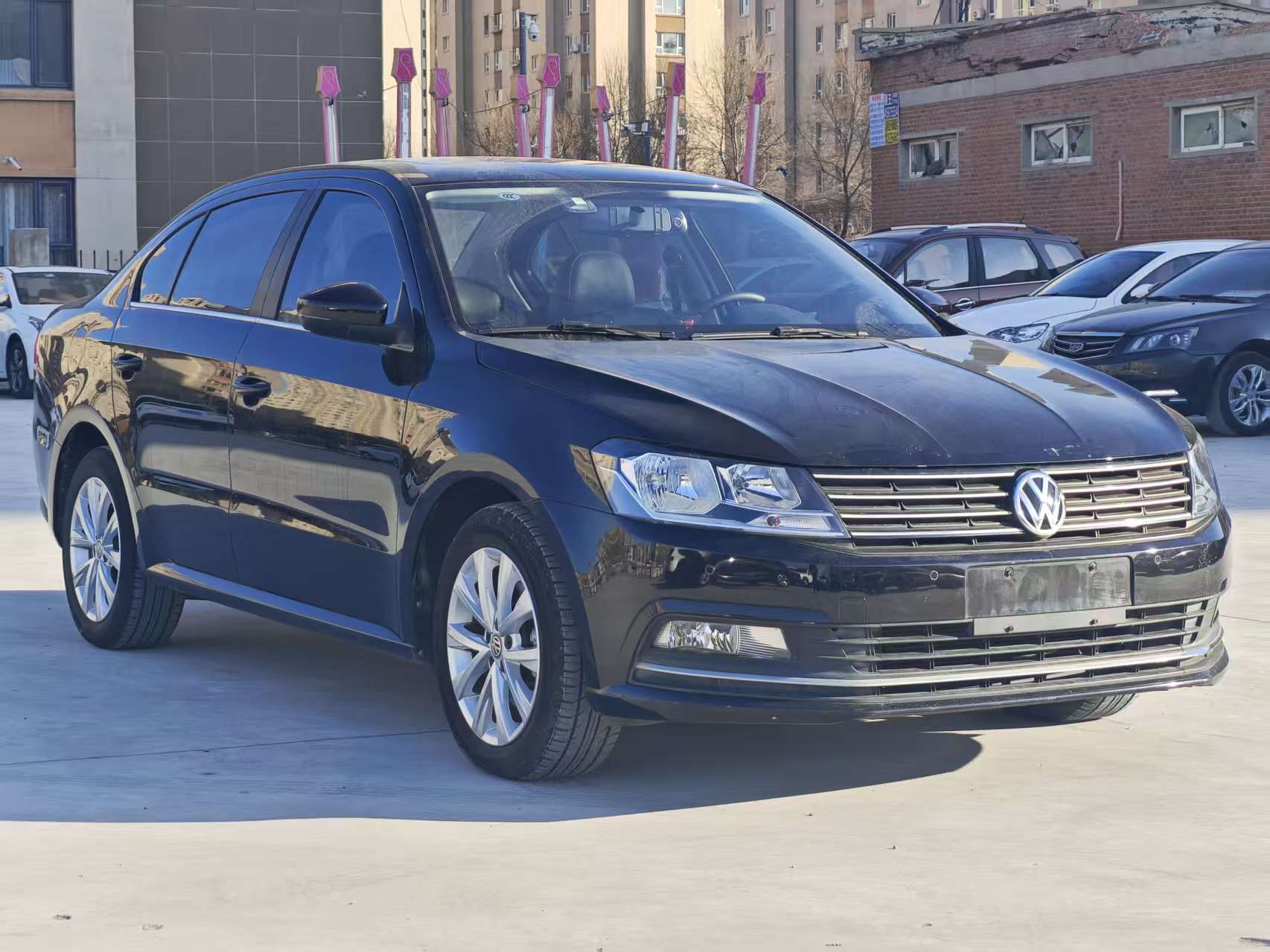 Volkswagen Lavida 2018 car image #3