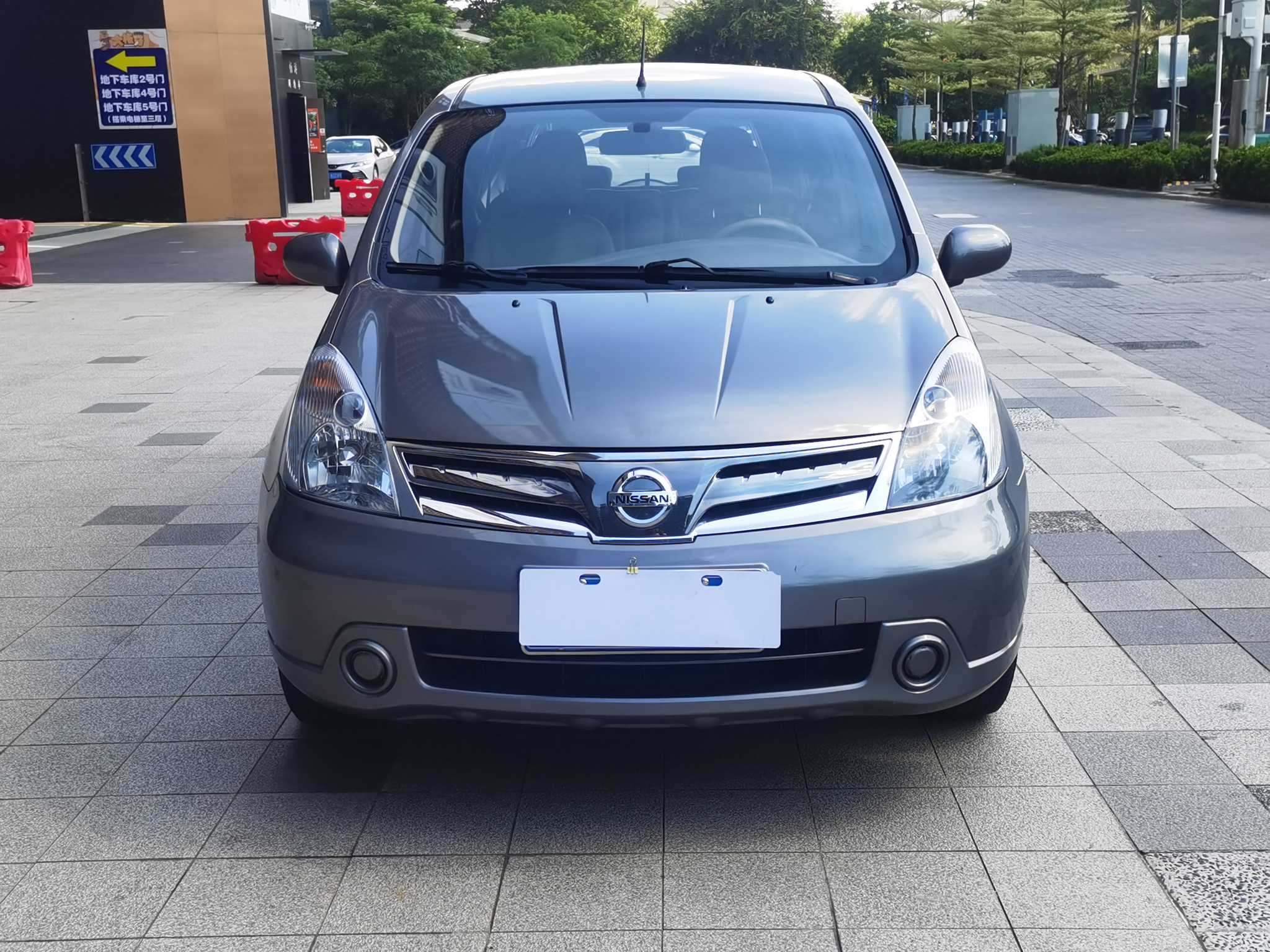 日产 骏逸 2010 汽车图片 #3