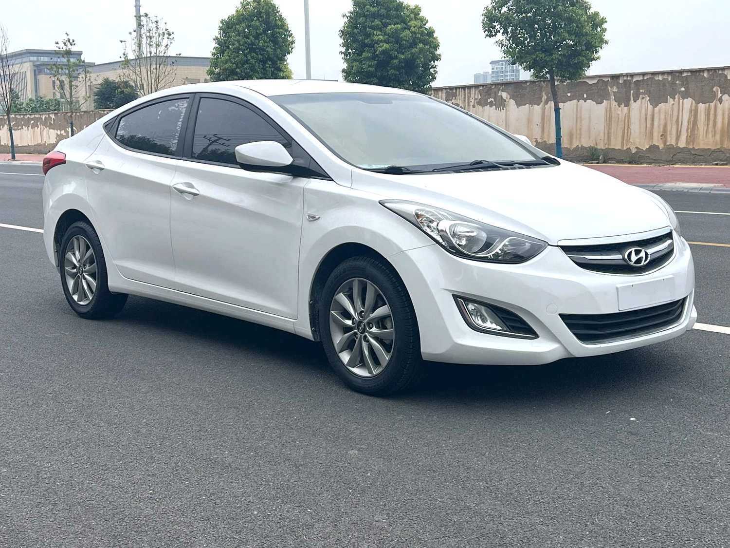 Hyundai Elantra MD 2014 car image #3