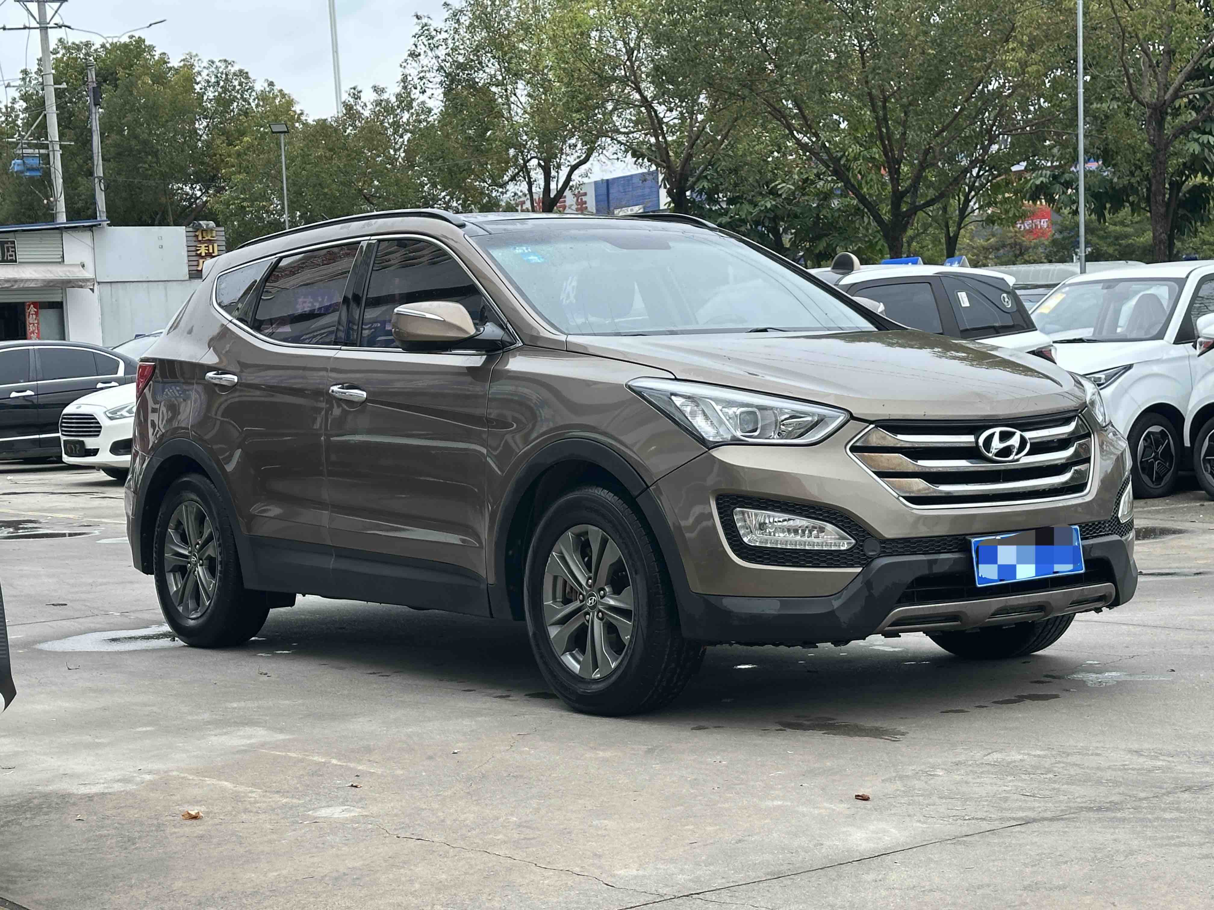 Hyundai Santa Fe 2013 car image #3