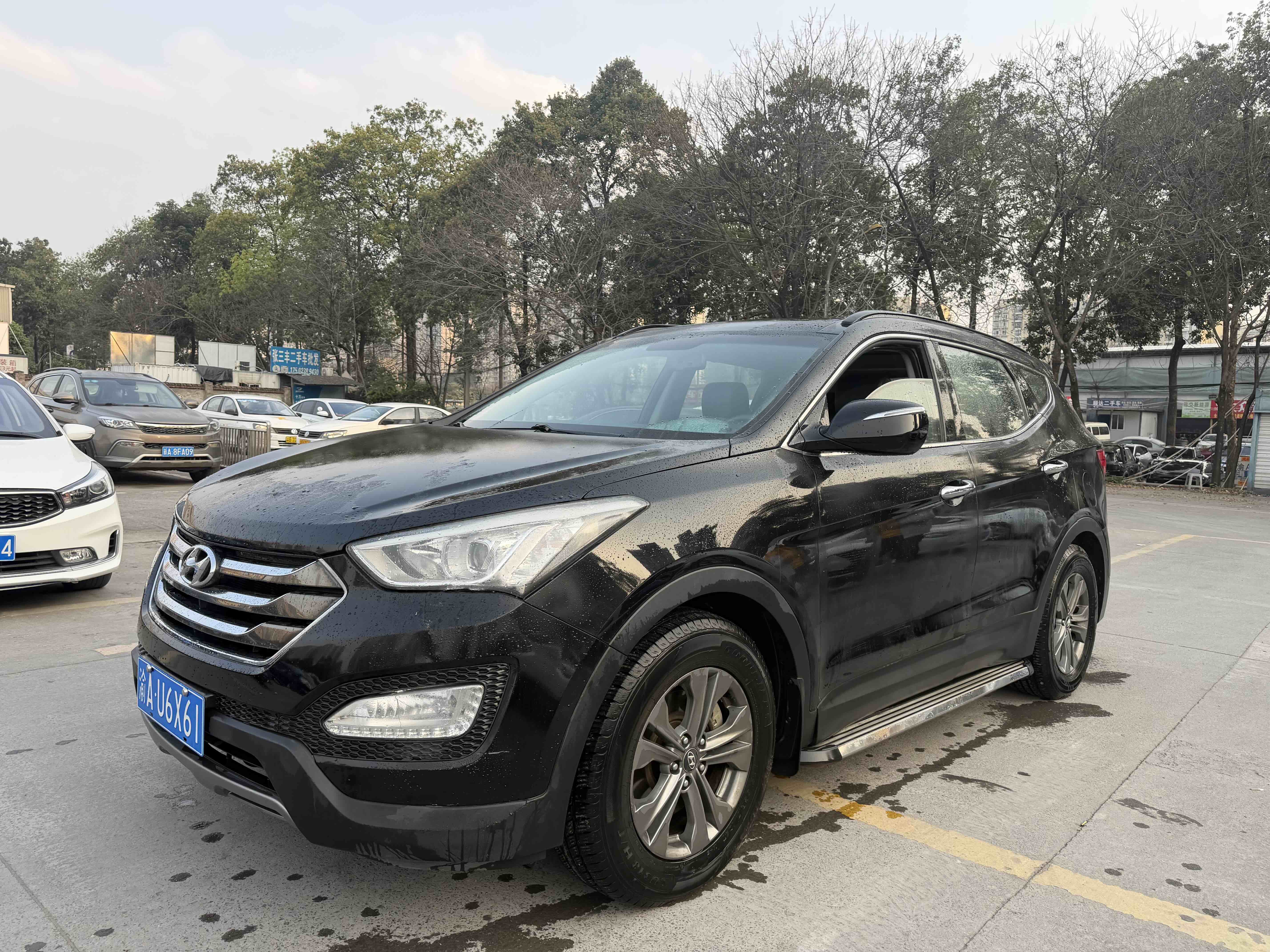 Hyundai Santa Fe 2013 car image #3