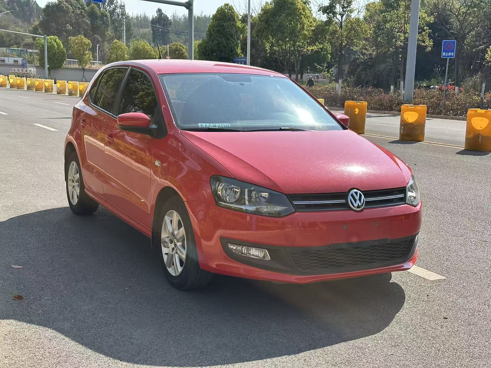 Polo 2013 car image #3