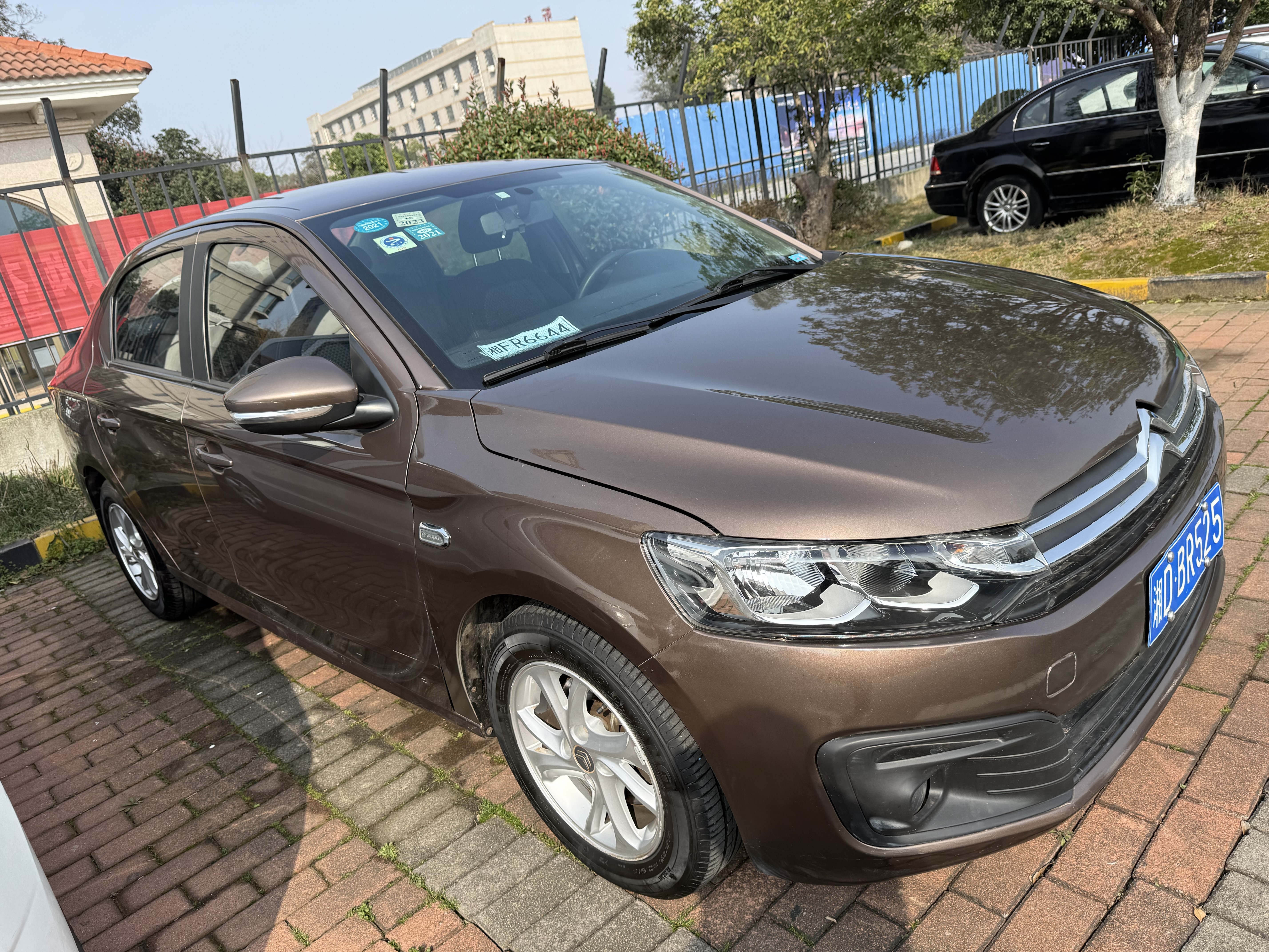 Citroen C-Elysée 2017 imagem de carro #3