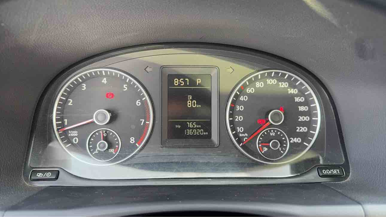 Volkswagen Touran 2014 car image #3