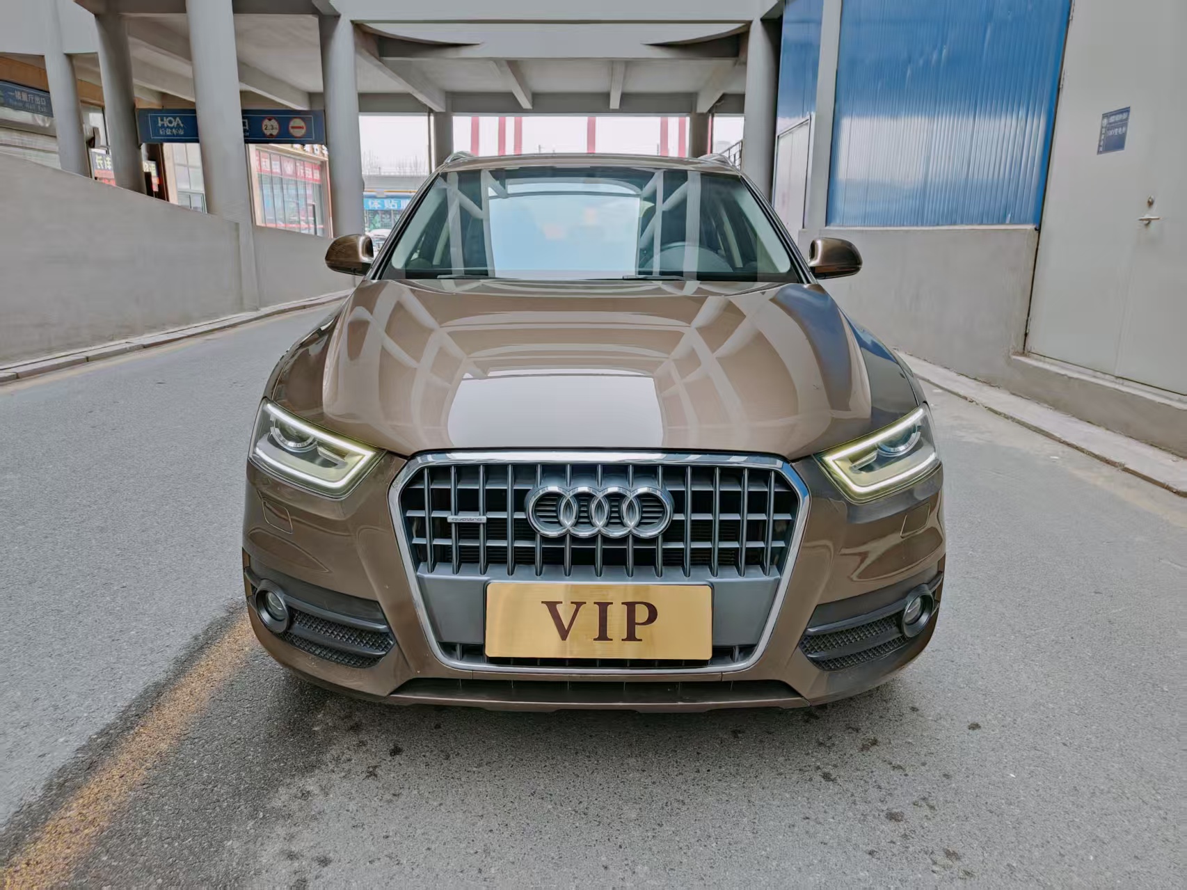 Audi Q3 2014 car image #3