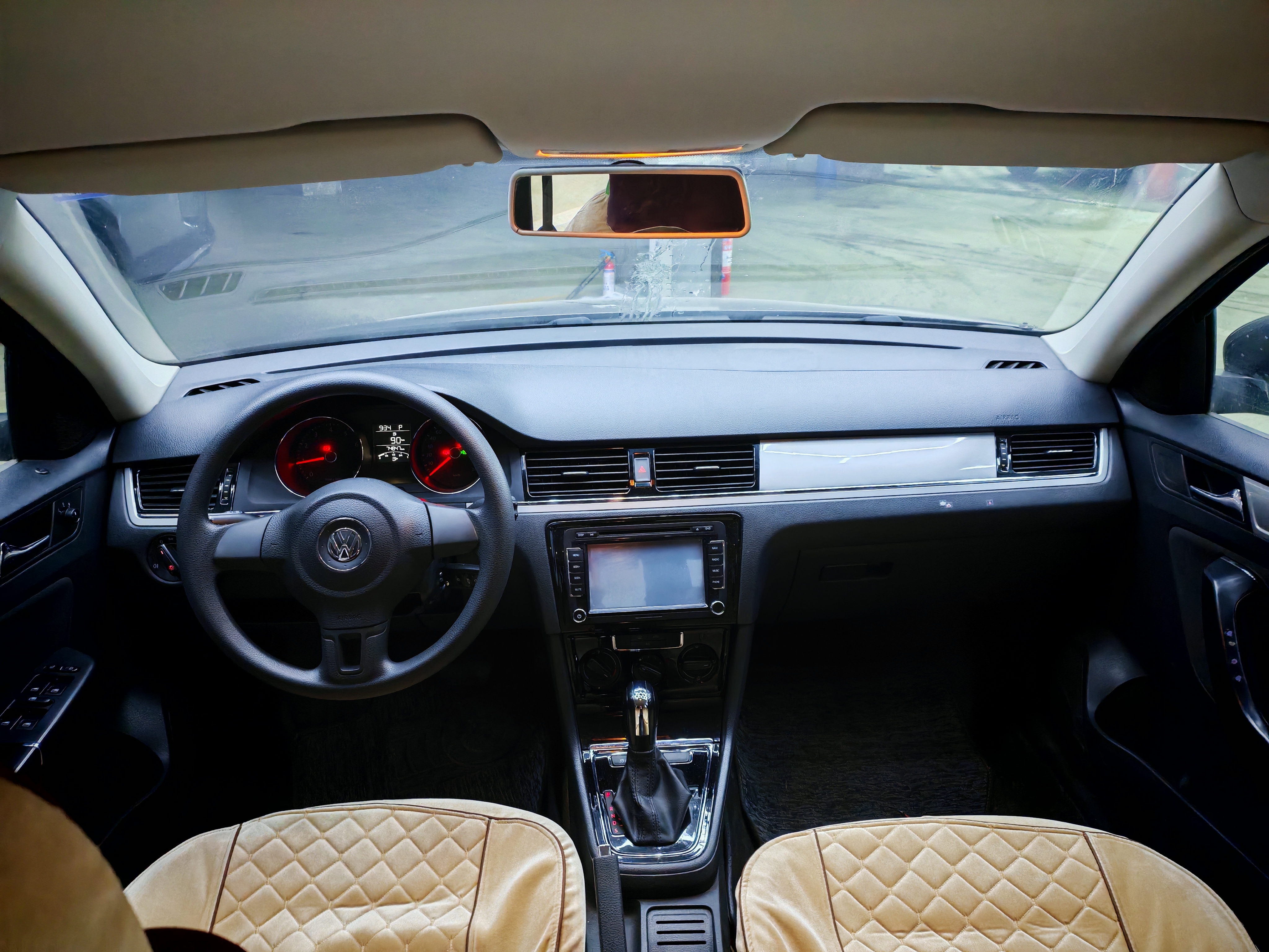 Volkswagen Bora 2013 immagine di auto #3