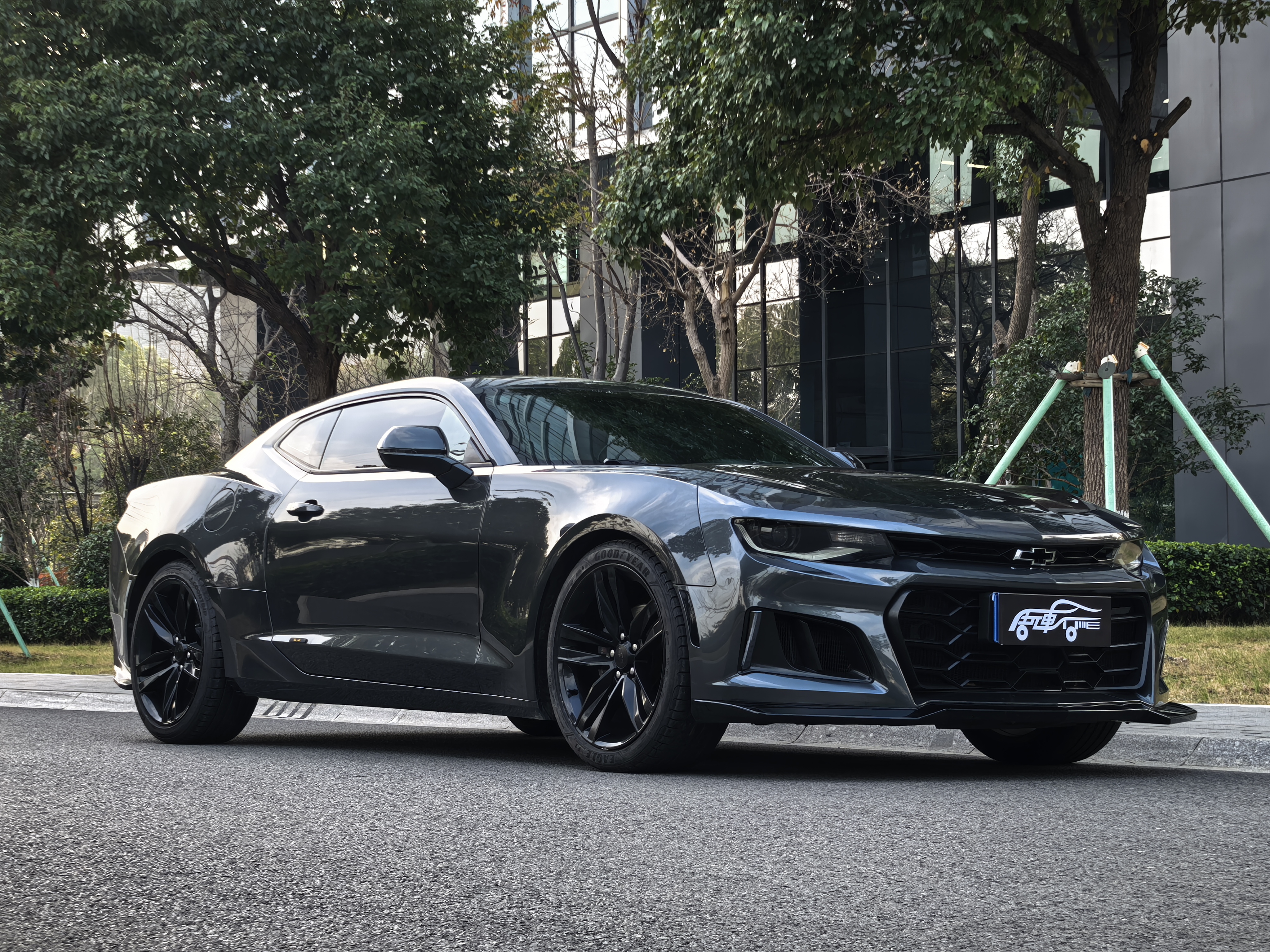 Chevrolet Camaro 2019 car image #3