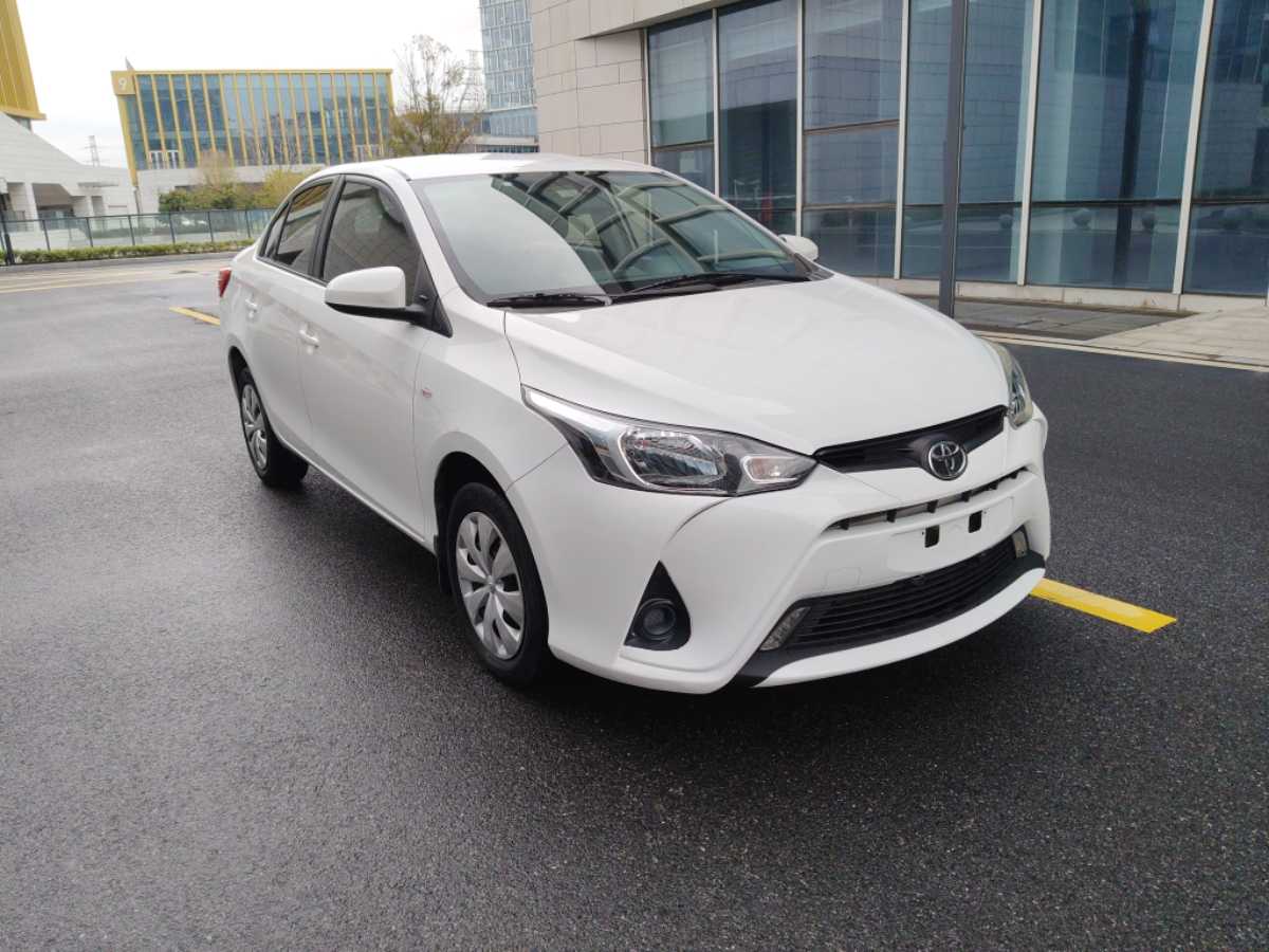 Toyota Yaris L Zhixiang 2017 صورة سيارة #3