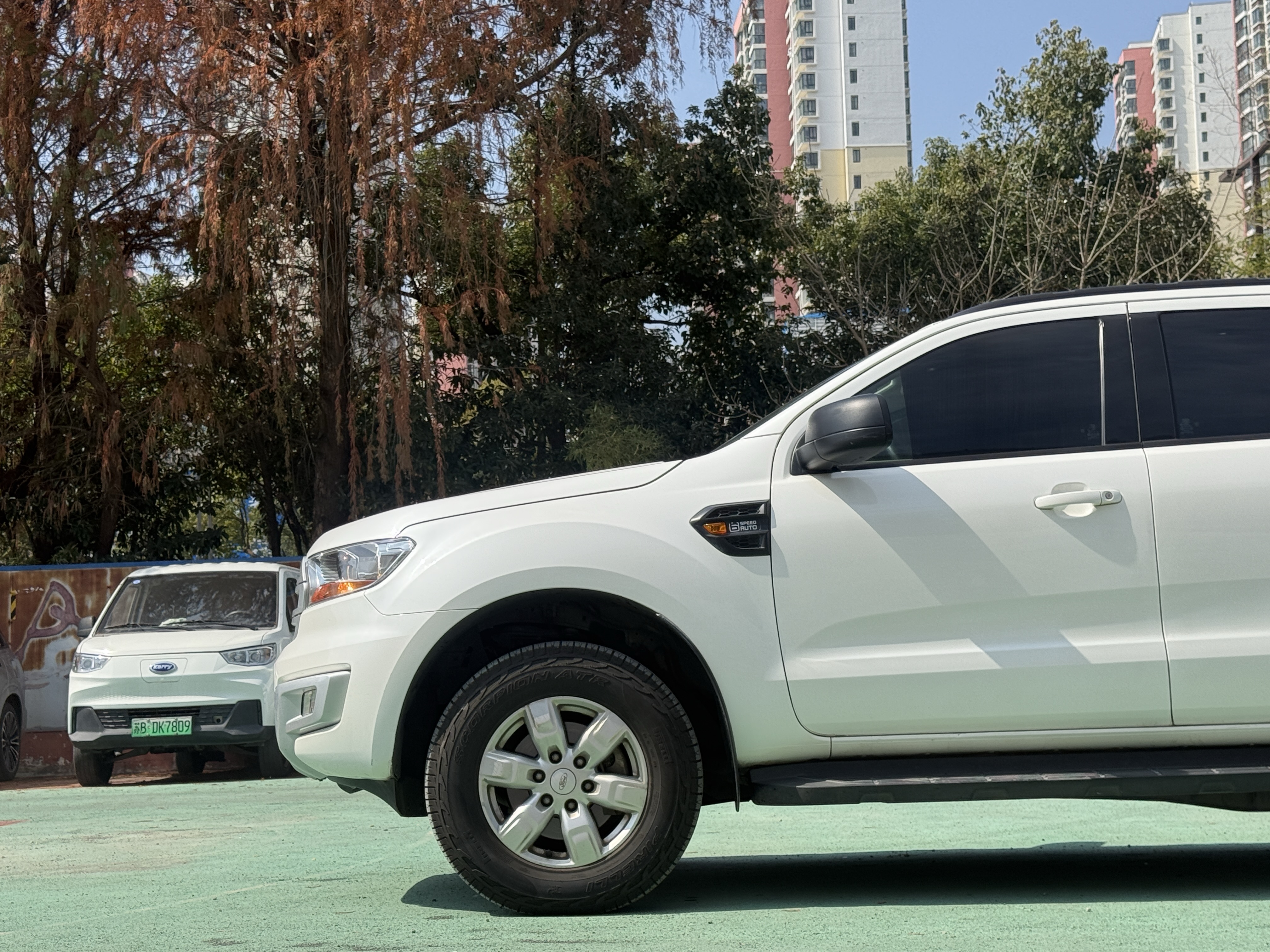 Ford Everest 2017 car image #3