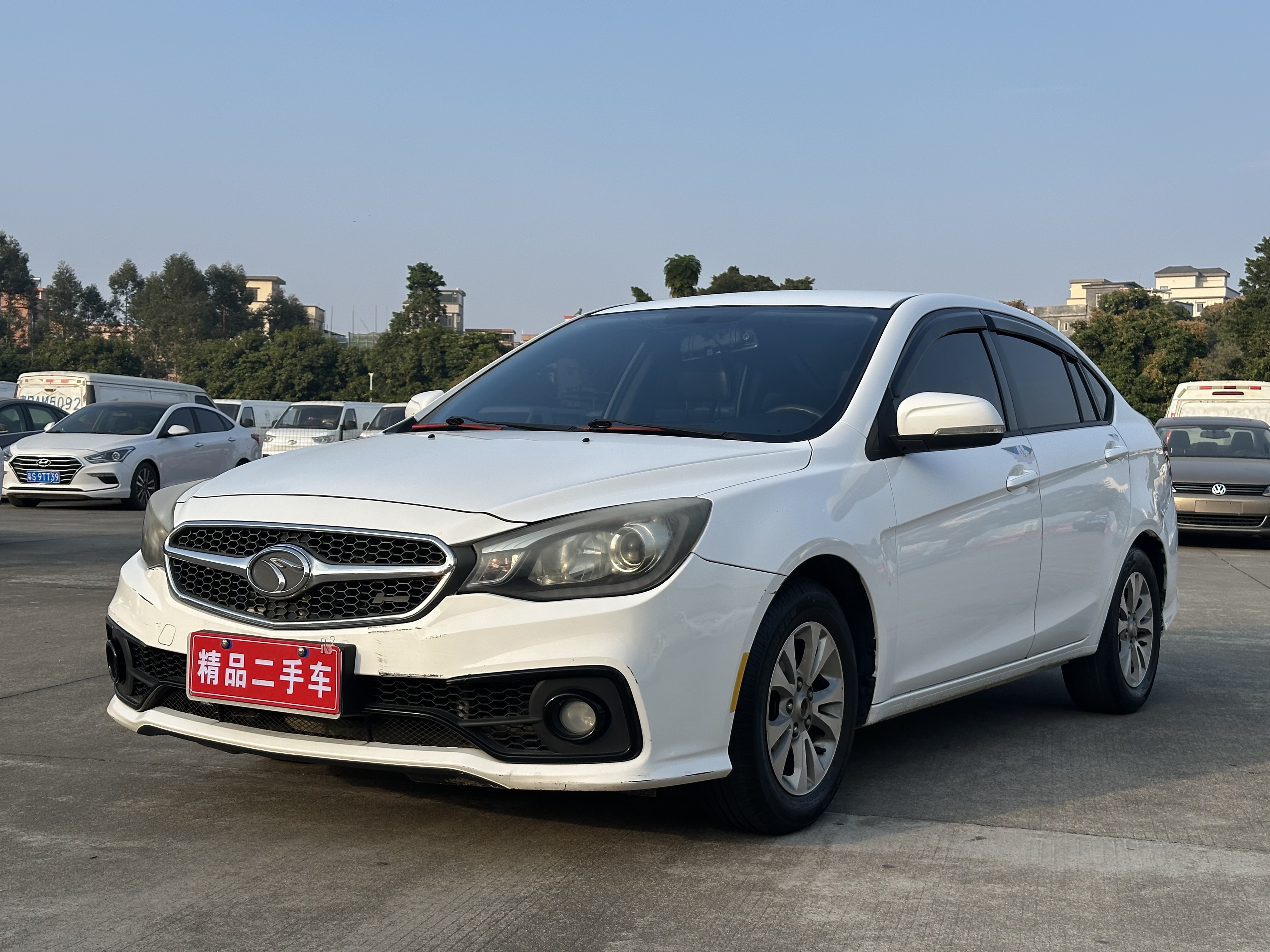 Soueast V5 Lingzhi 2018 #3 Soueast V5 Lingzhi 2018 car image #3