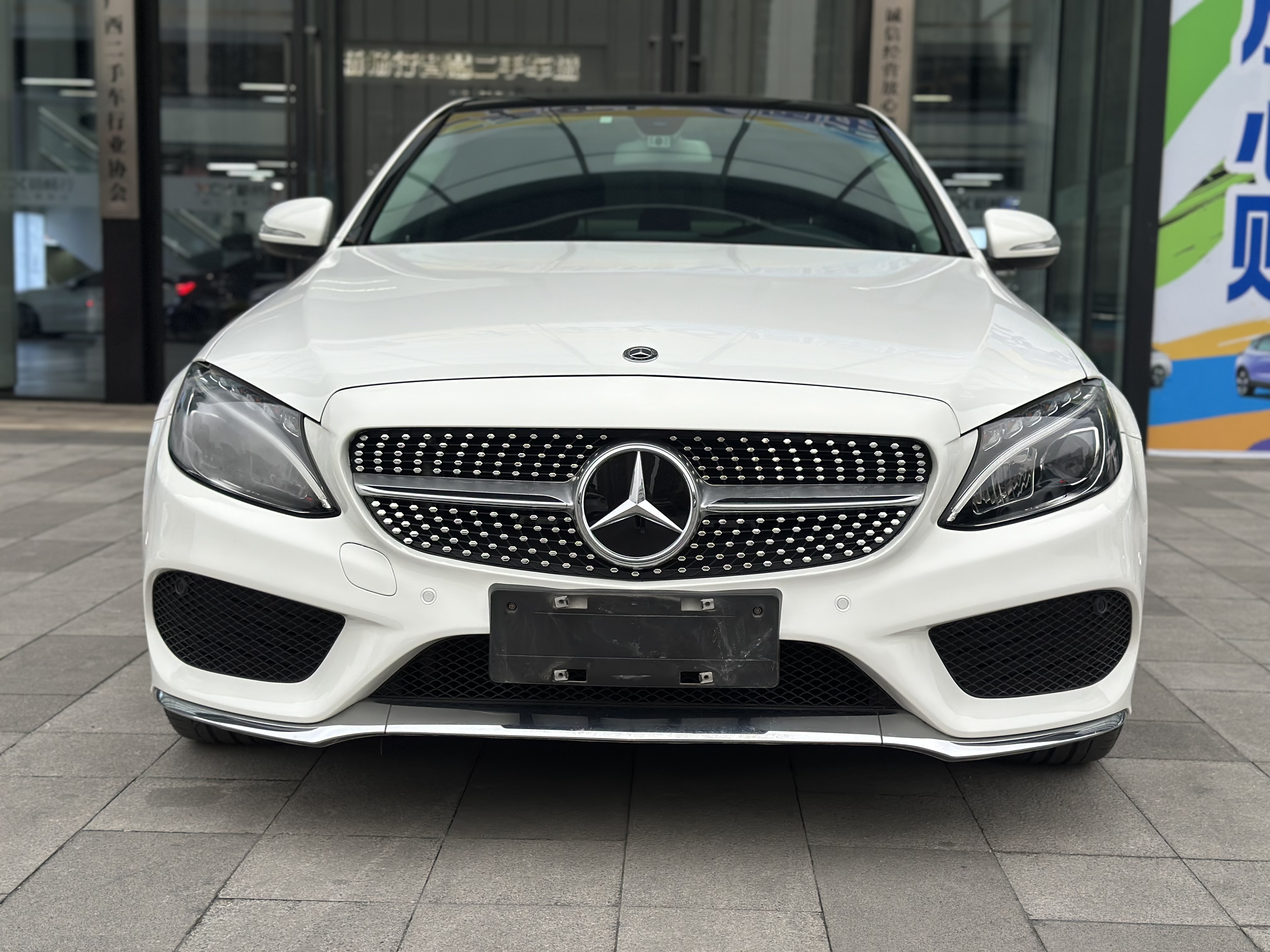 Mercedes-Benz C Class 2017 car image #3