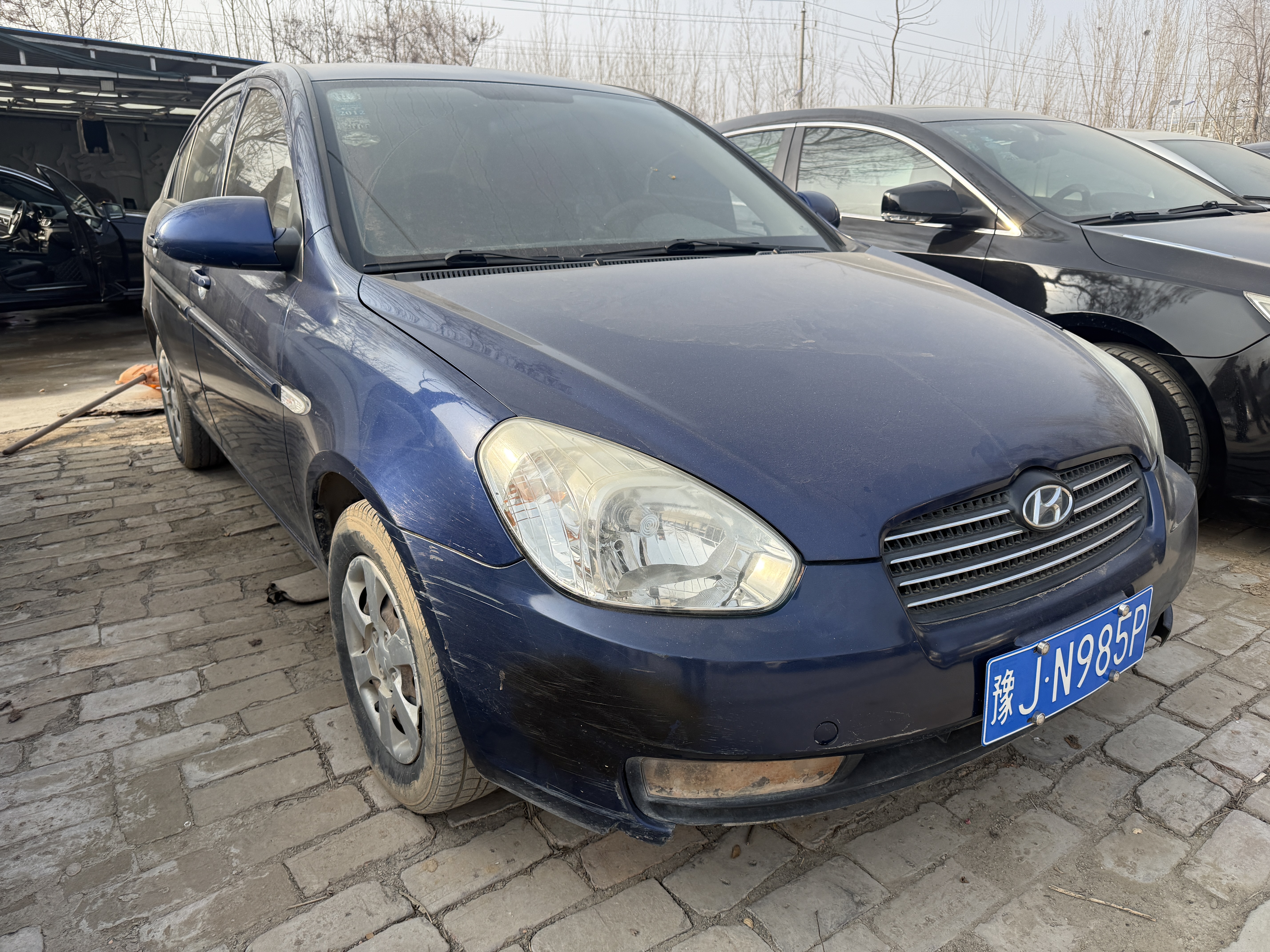 Hyundai Accent 2010 car image #3