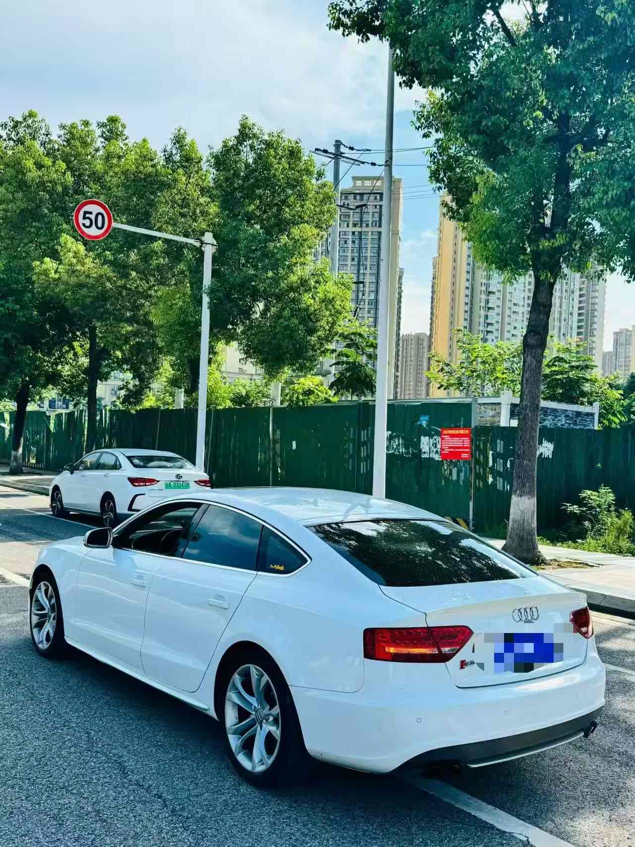 Audi S5 2012 car image #3